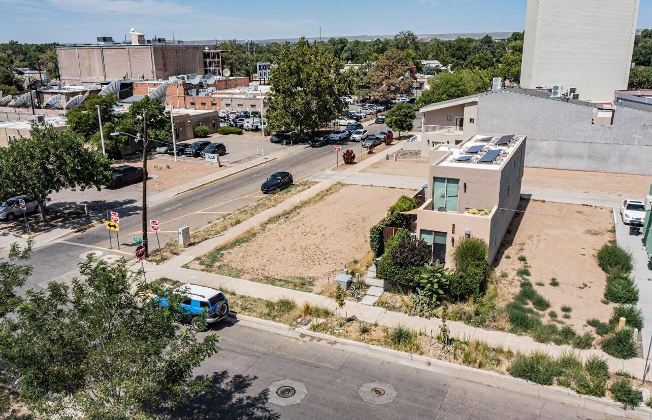 Photo 5 — 635 14TH Street SW