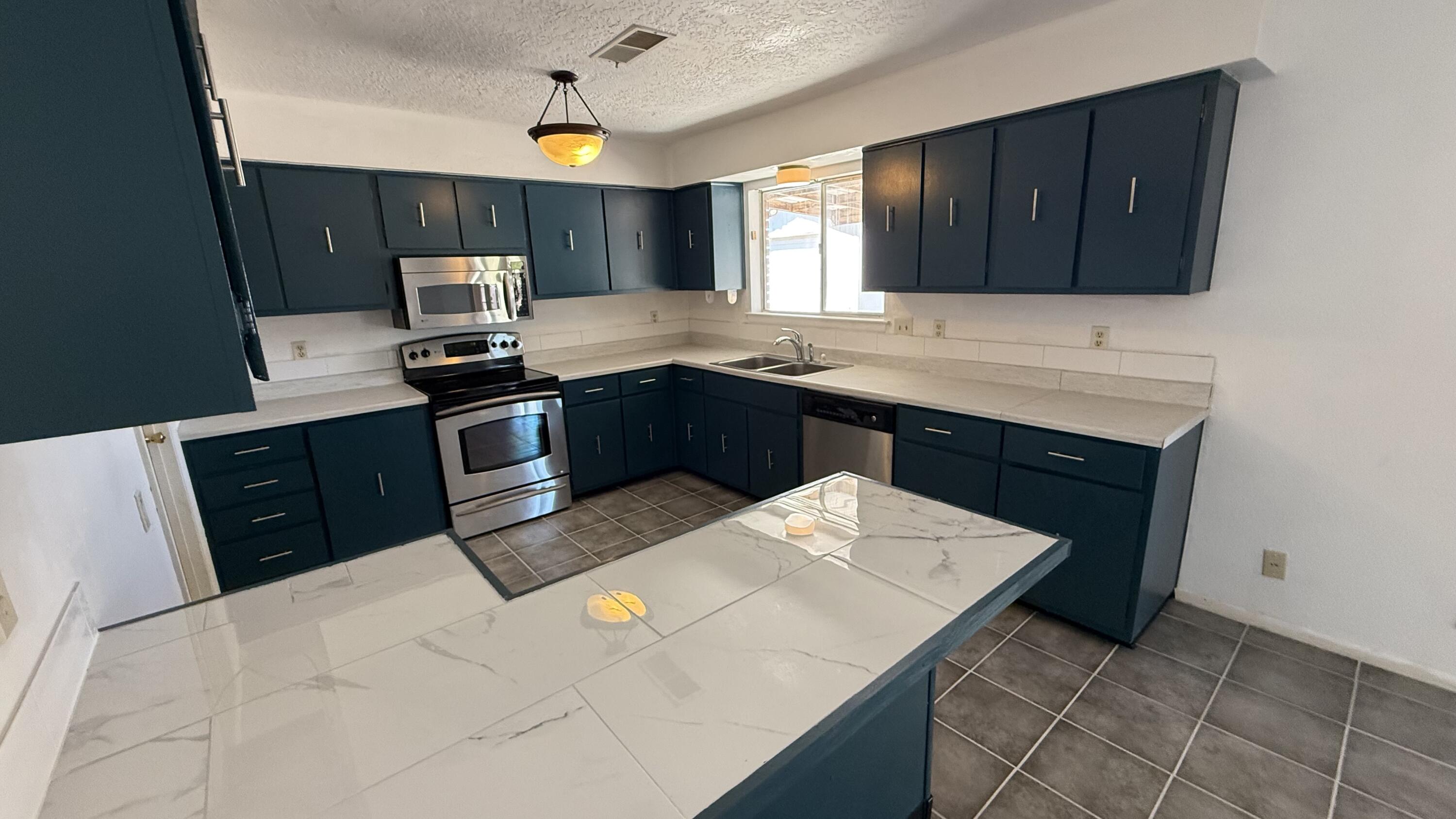 Photo 20 — 1209 Lewis Drive