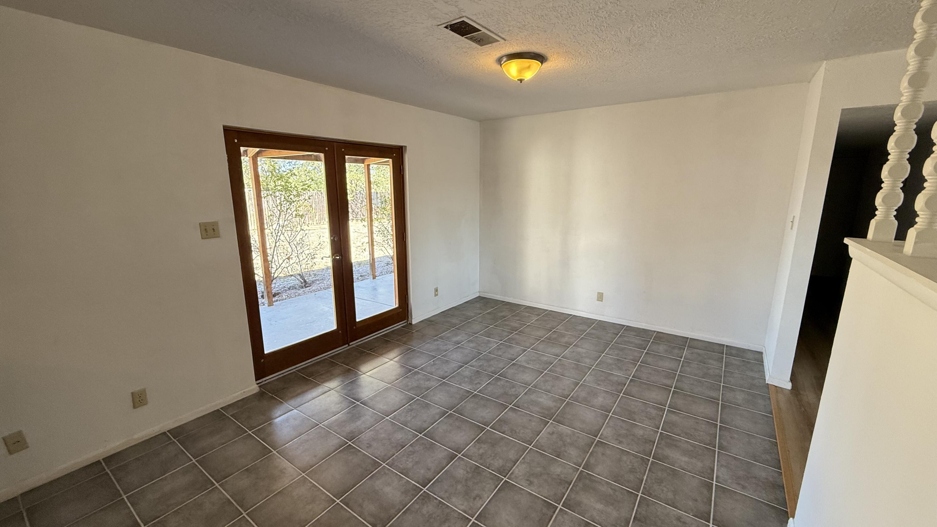 Photo 17 — 1209 Lewis Drive