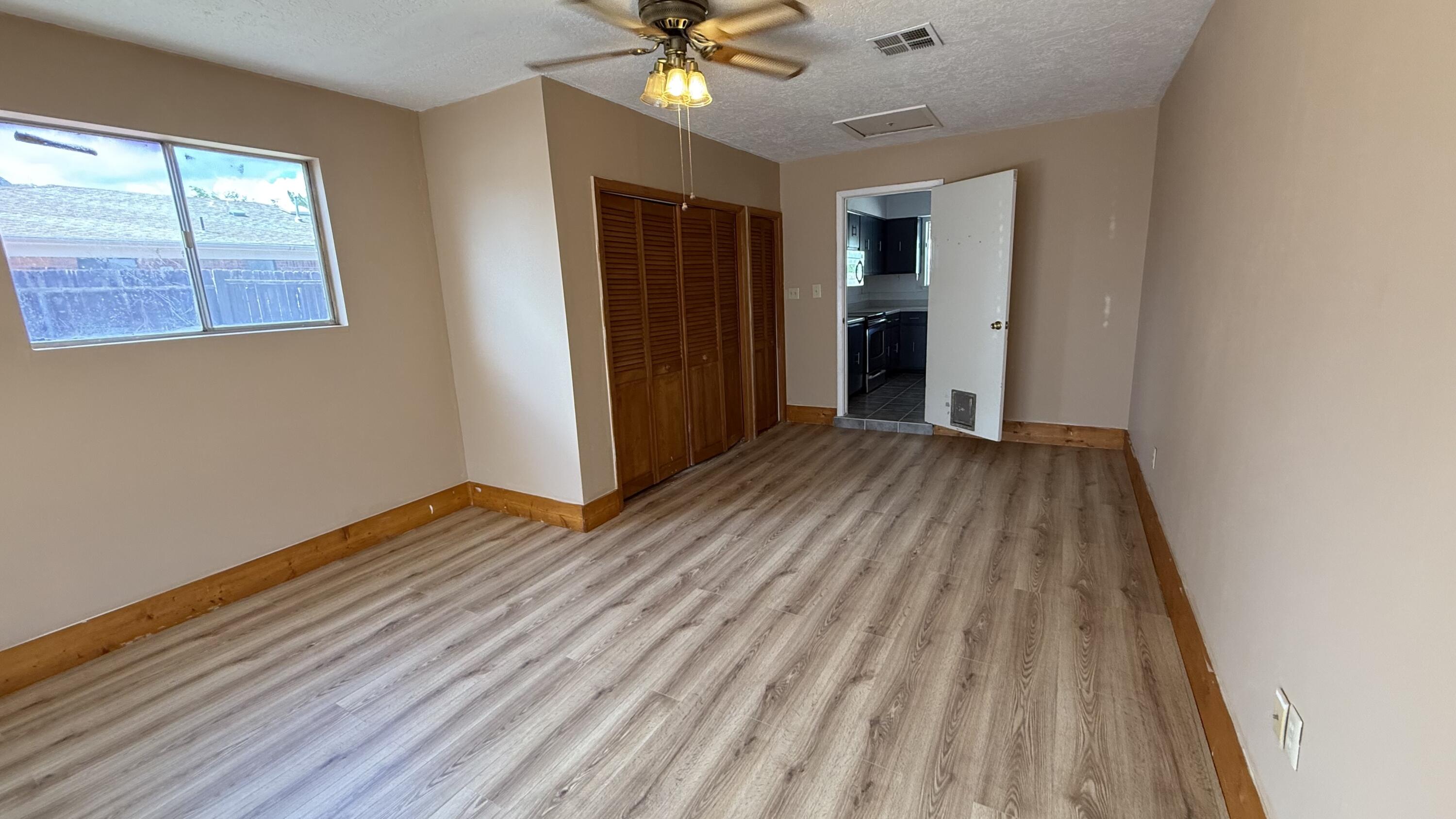 Photo 14 — 1209 Lewis Drive