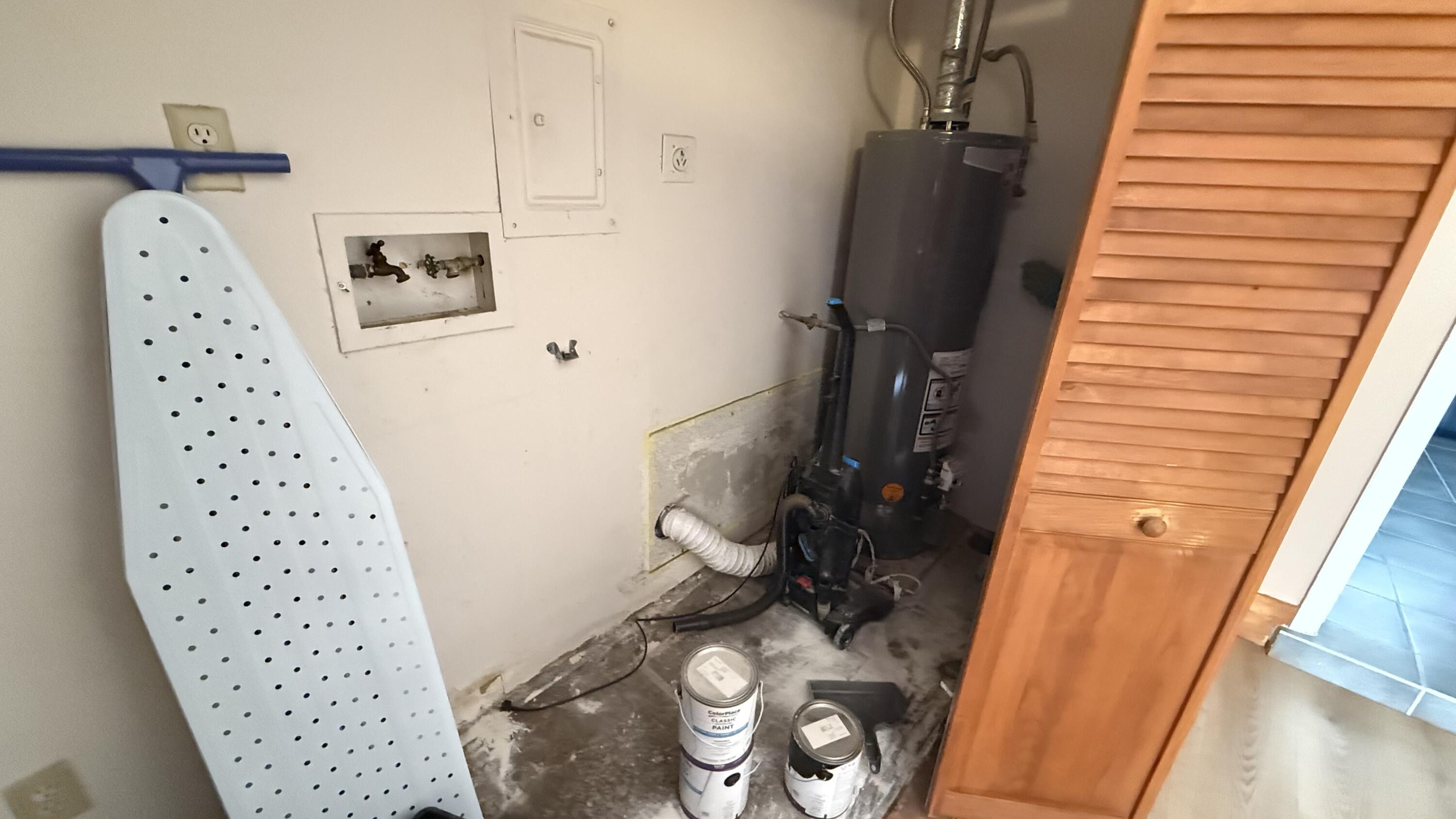 Photo 13 — 1209 Lewis Drive