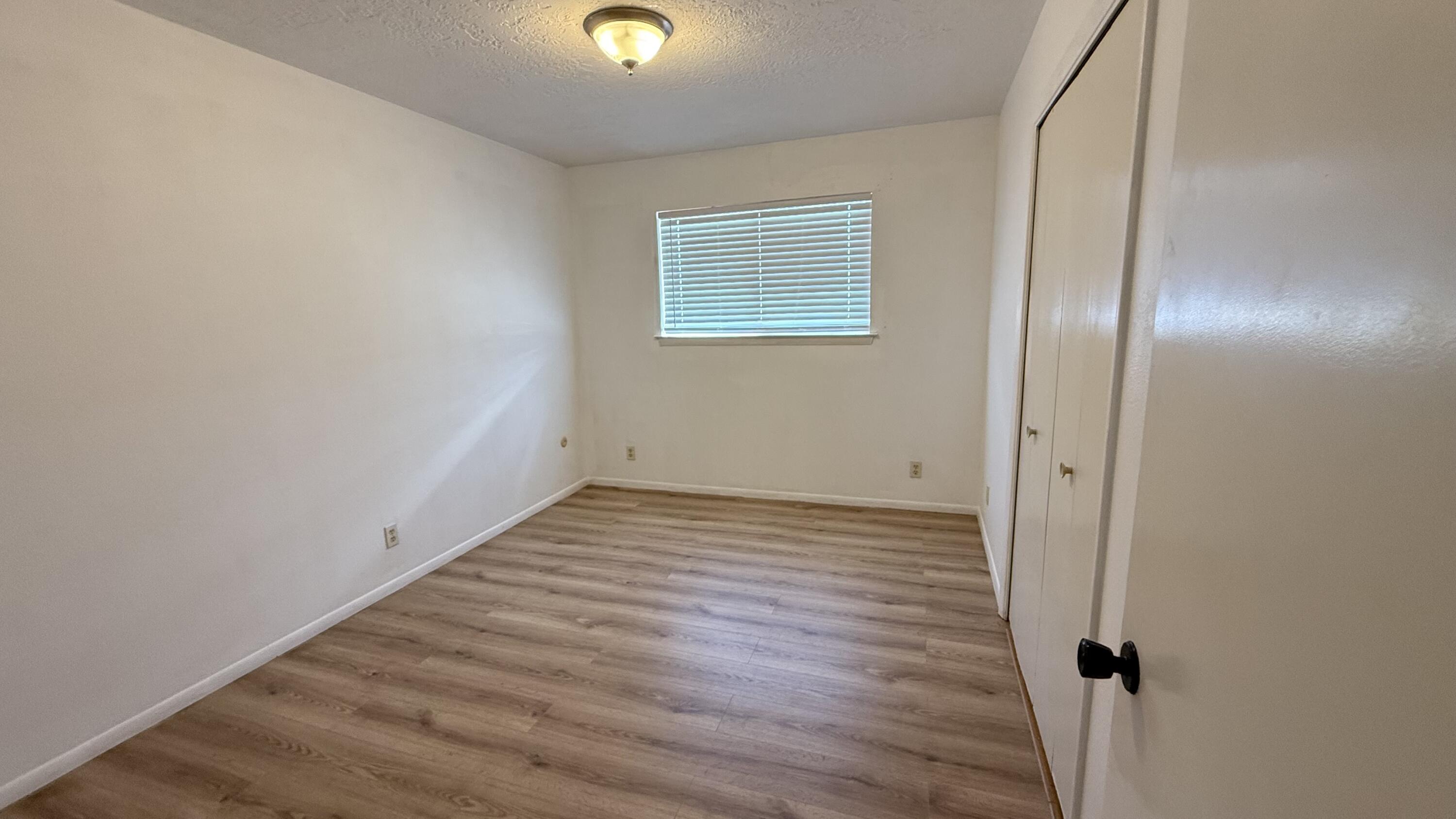 Photo 12 — 1209 Lewis Drive
