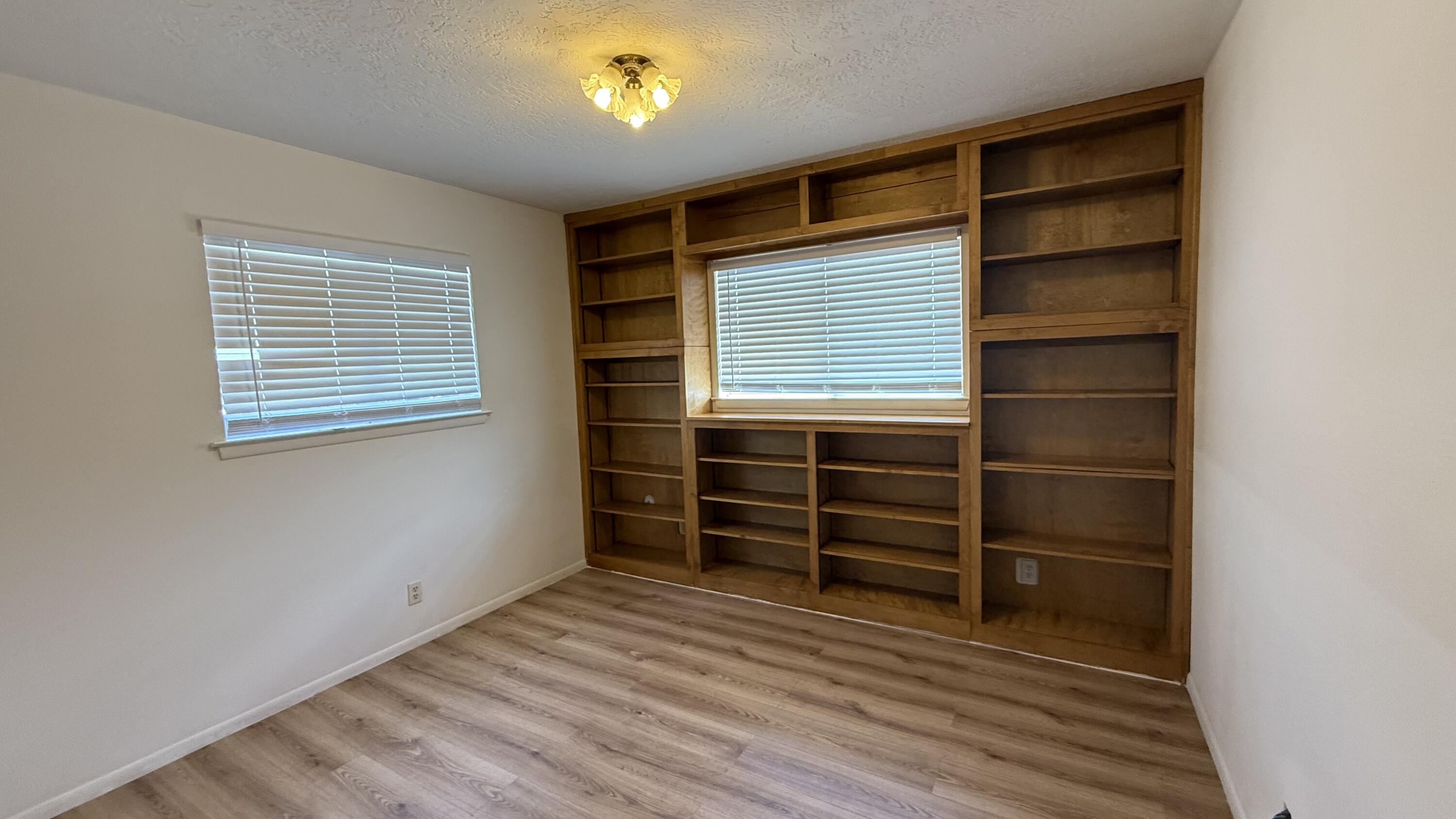 Photo 9 — 1209 Lewis Drive