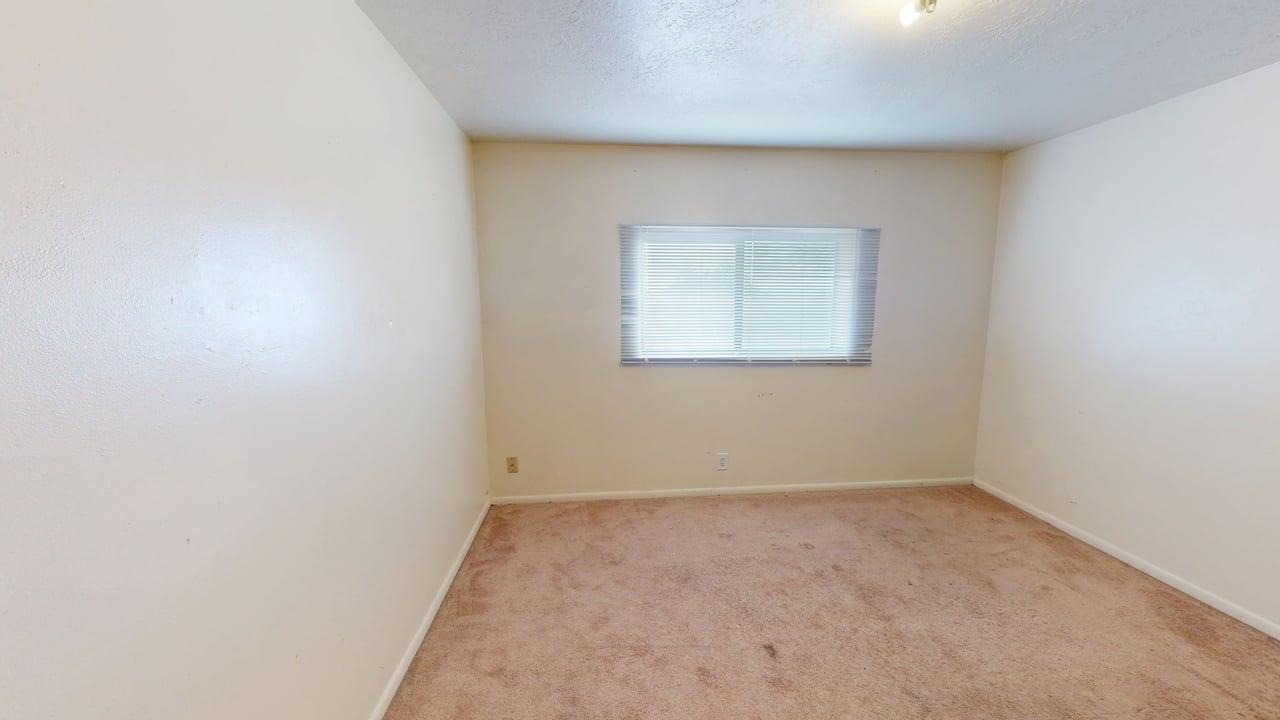 Photo 17 — 12708 Copper Avenue NE