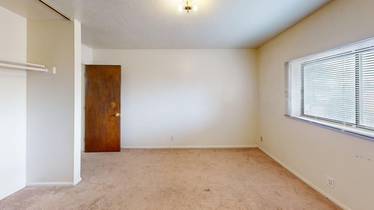 Photo 7 — 12708 Copper Avenue NE