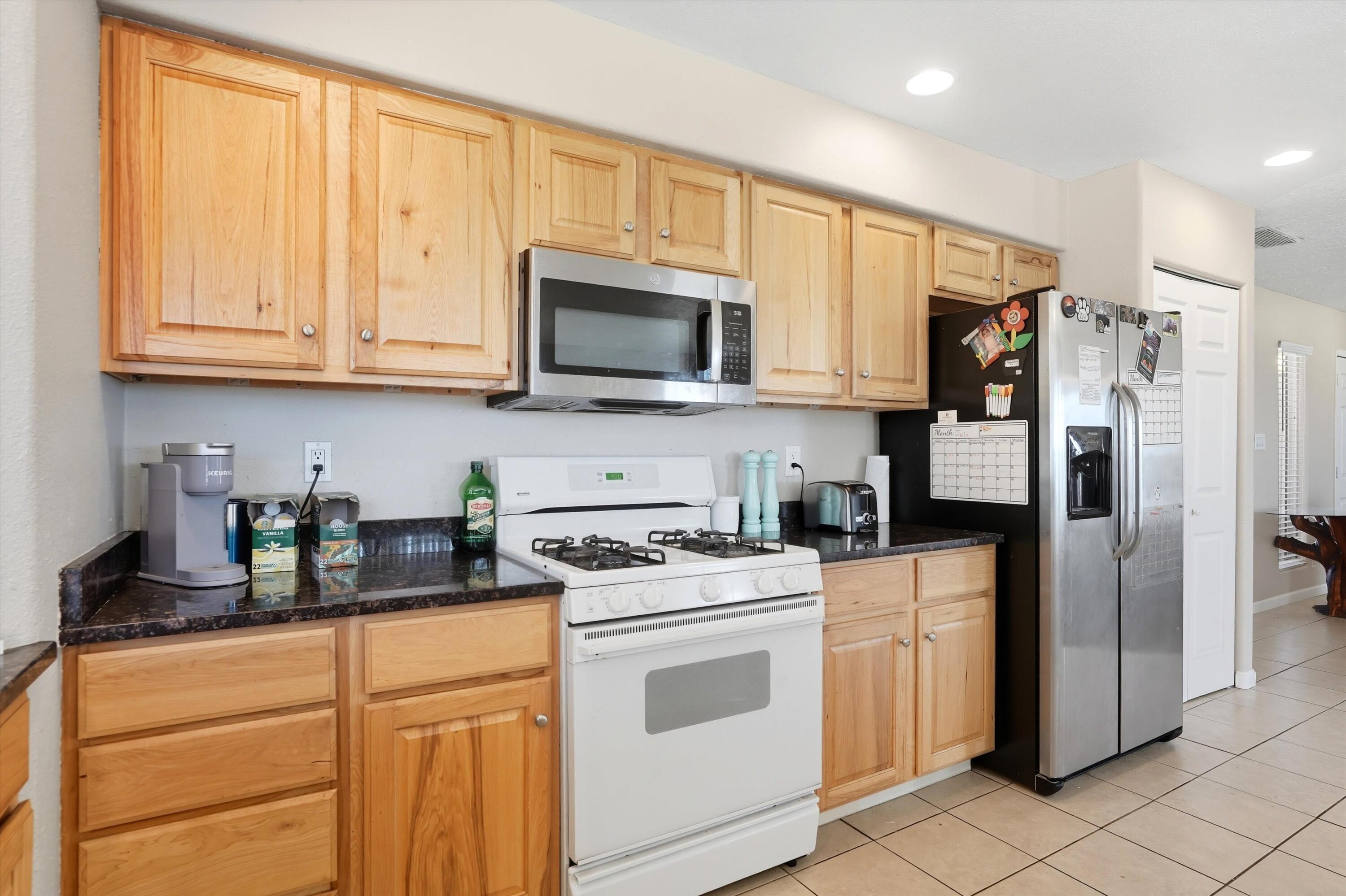 Photo 20 — 4516 QUARTZ Drive NE