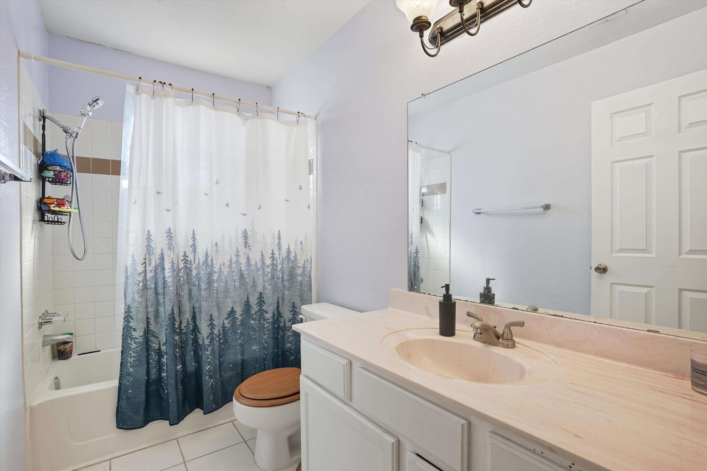 Photo 12 — 4516 QUARTZ Drive NE