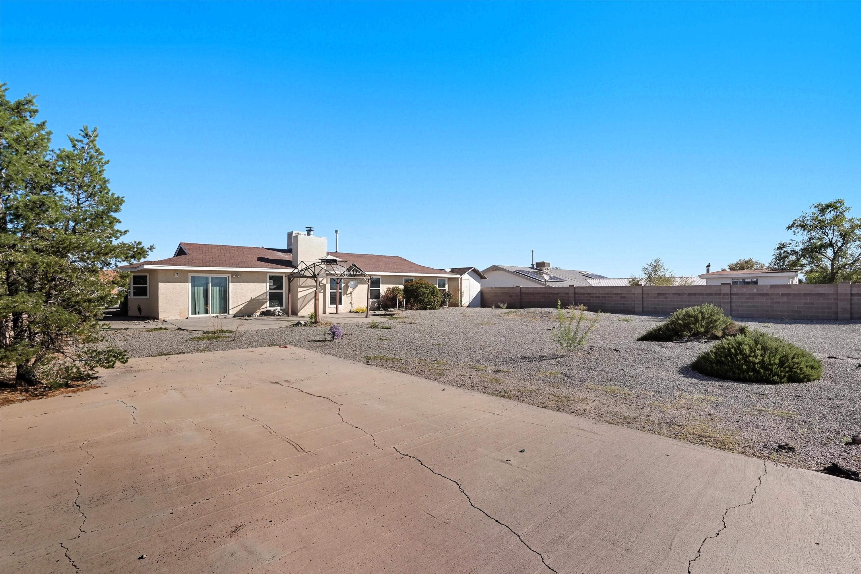 Photo 7 — 4516 QUARTZ Drive NE