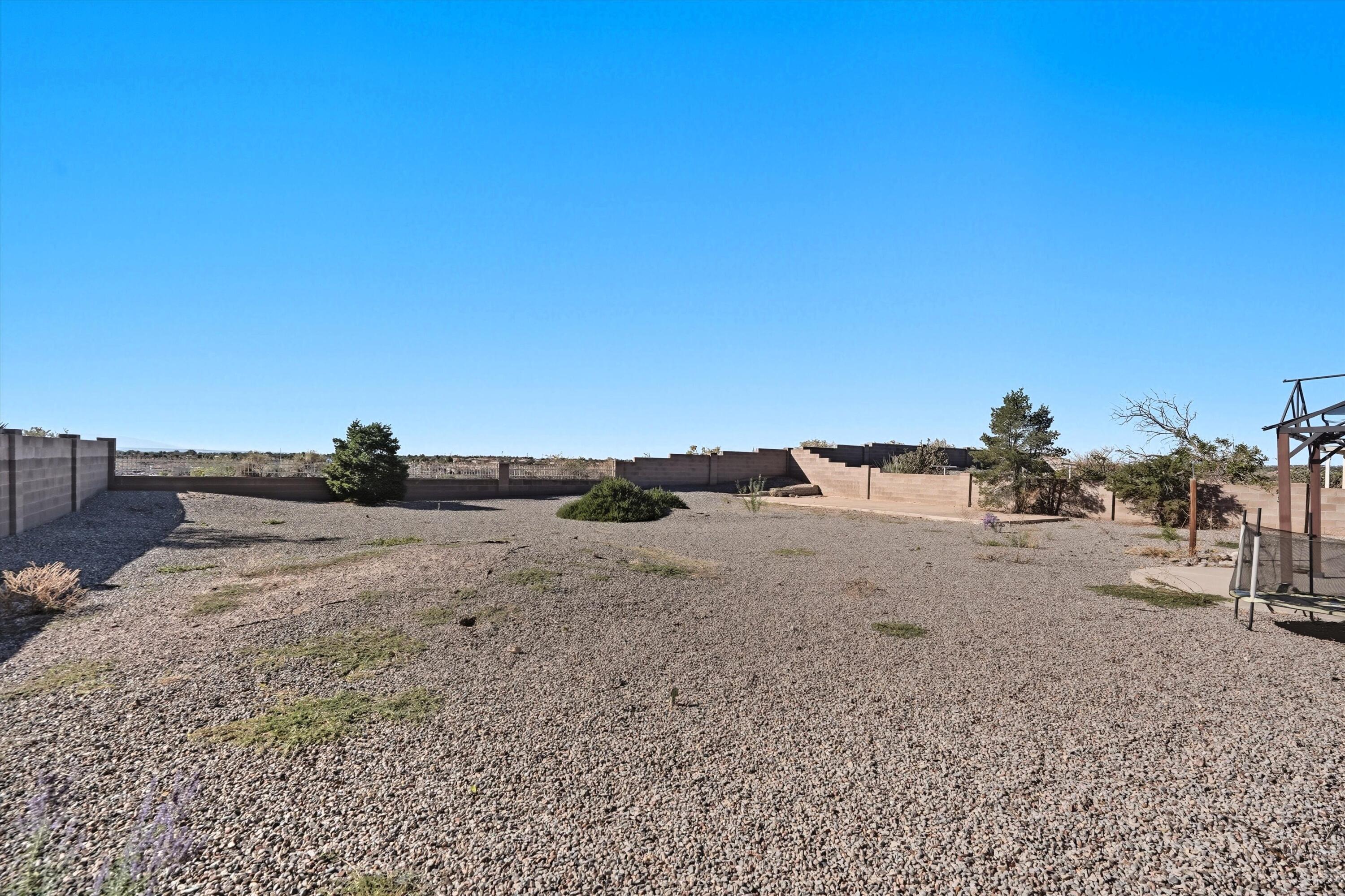 Photo 4 — 4516 QUARTZ Drive NE