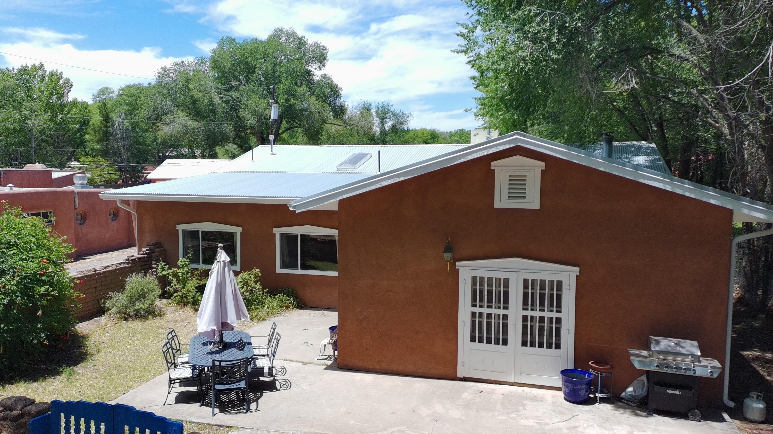 Photo 7 — 3821 CORRALES Road