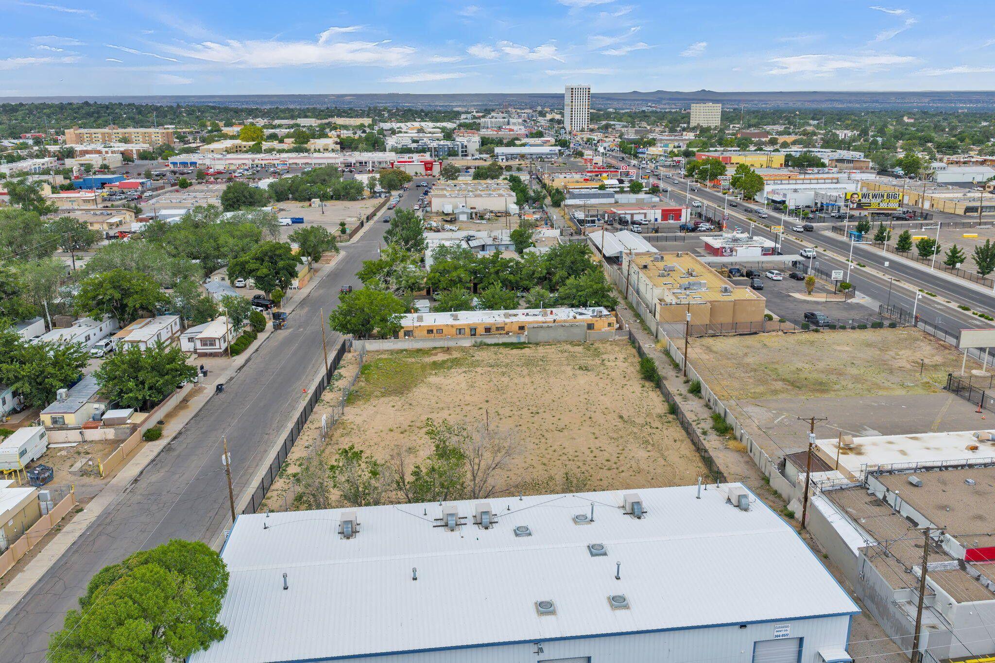 Photo 5 — 6525 COCHITI Road SE