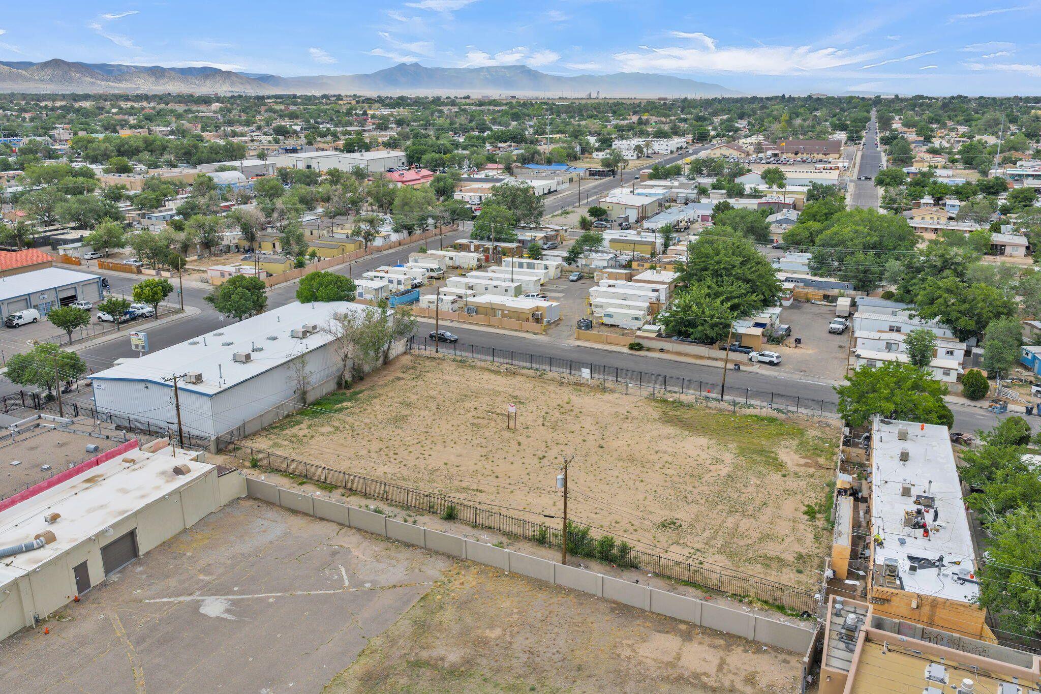 Photo 10 — 6525 COCHITI Road SE