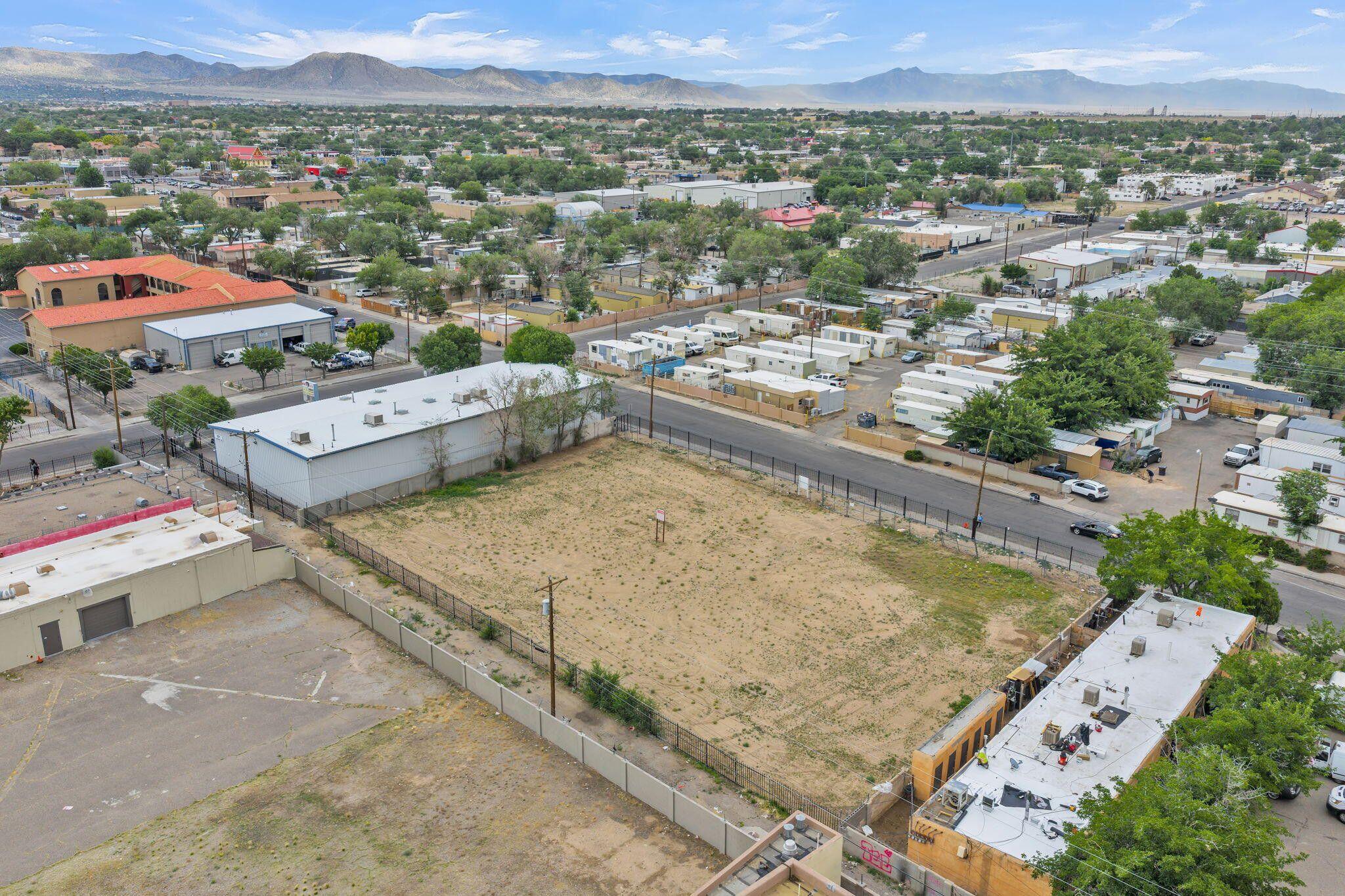 Photo 11 — 6525 COCHITI Road SE