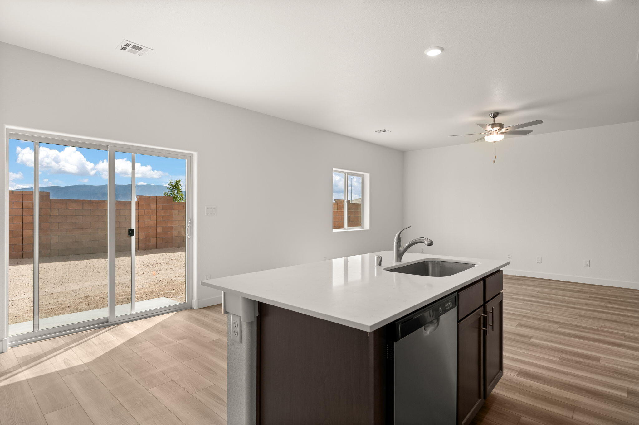 Photo 11 — 1612 Saddleback Trail NE