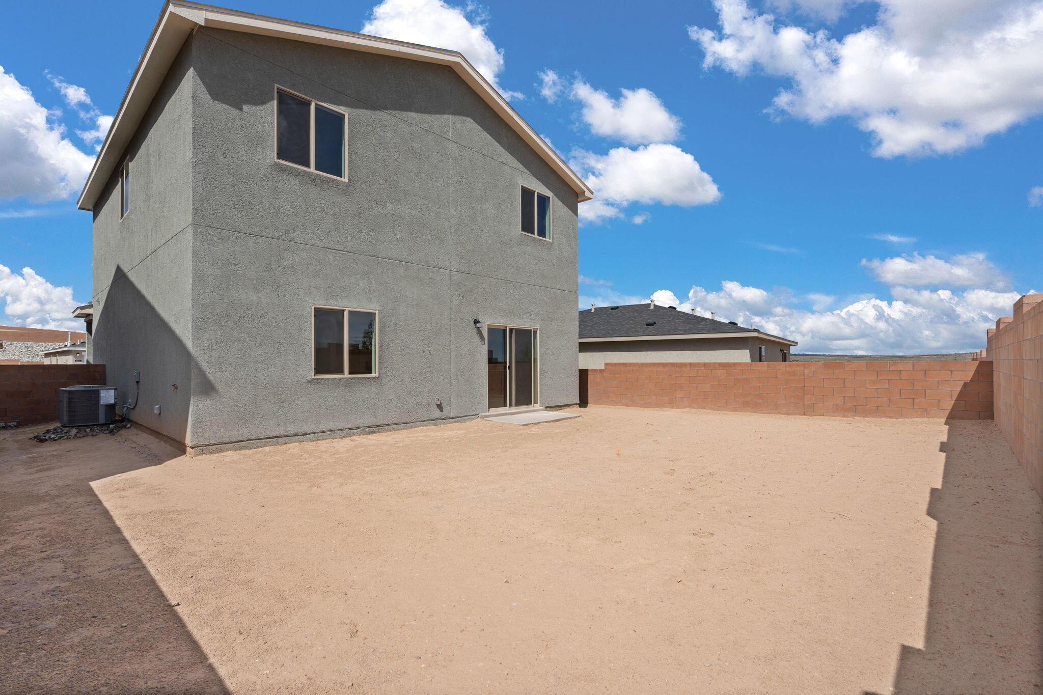 Photo 2 — 1612 Saddleback Trail NE