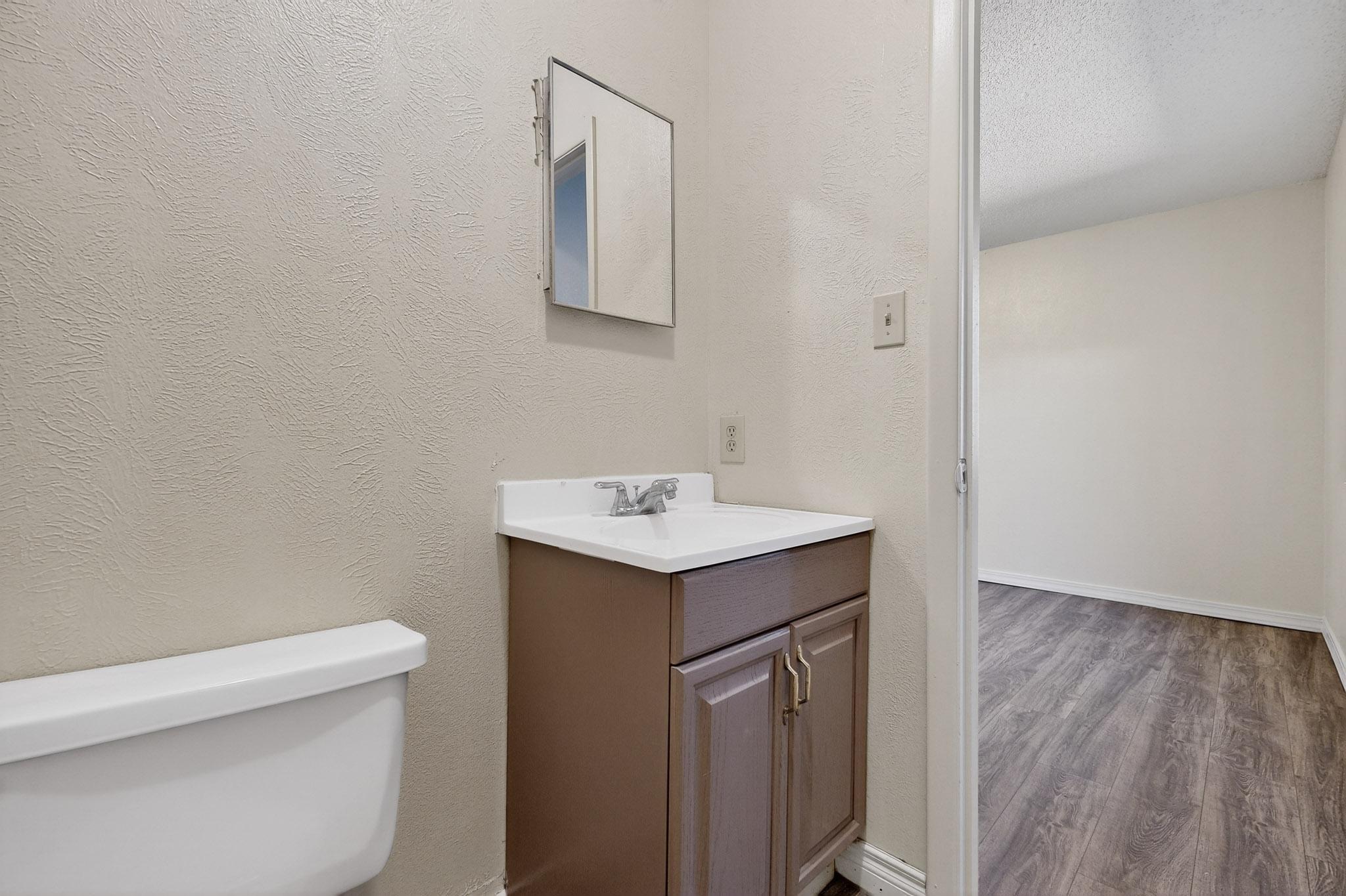 Photo 9 — 1212 W Didier Avenue