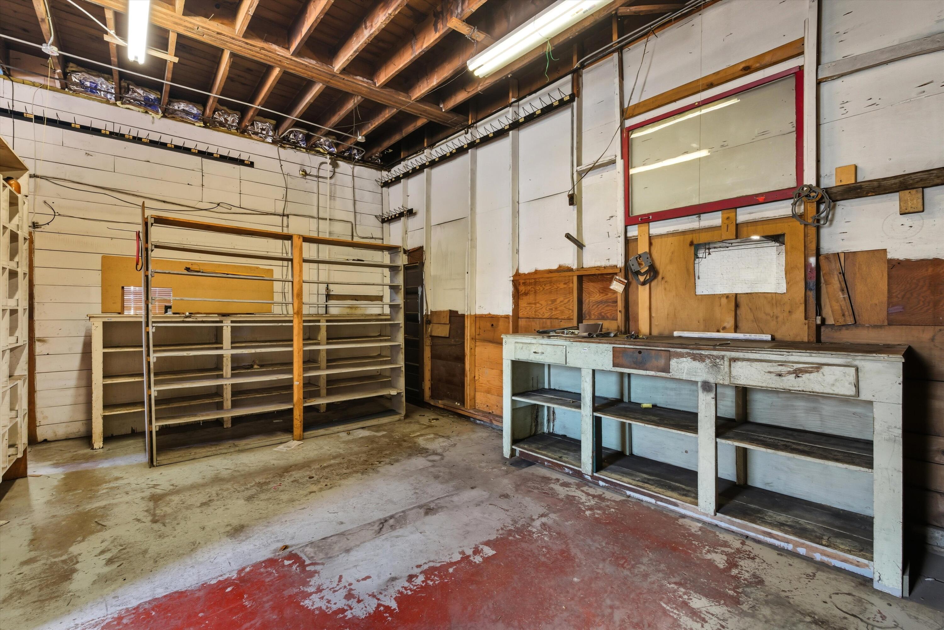 Photo 2 — 201 N 2ND Street