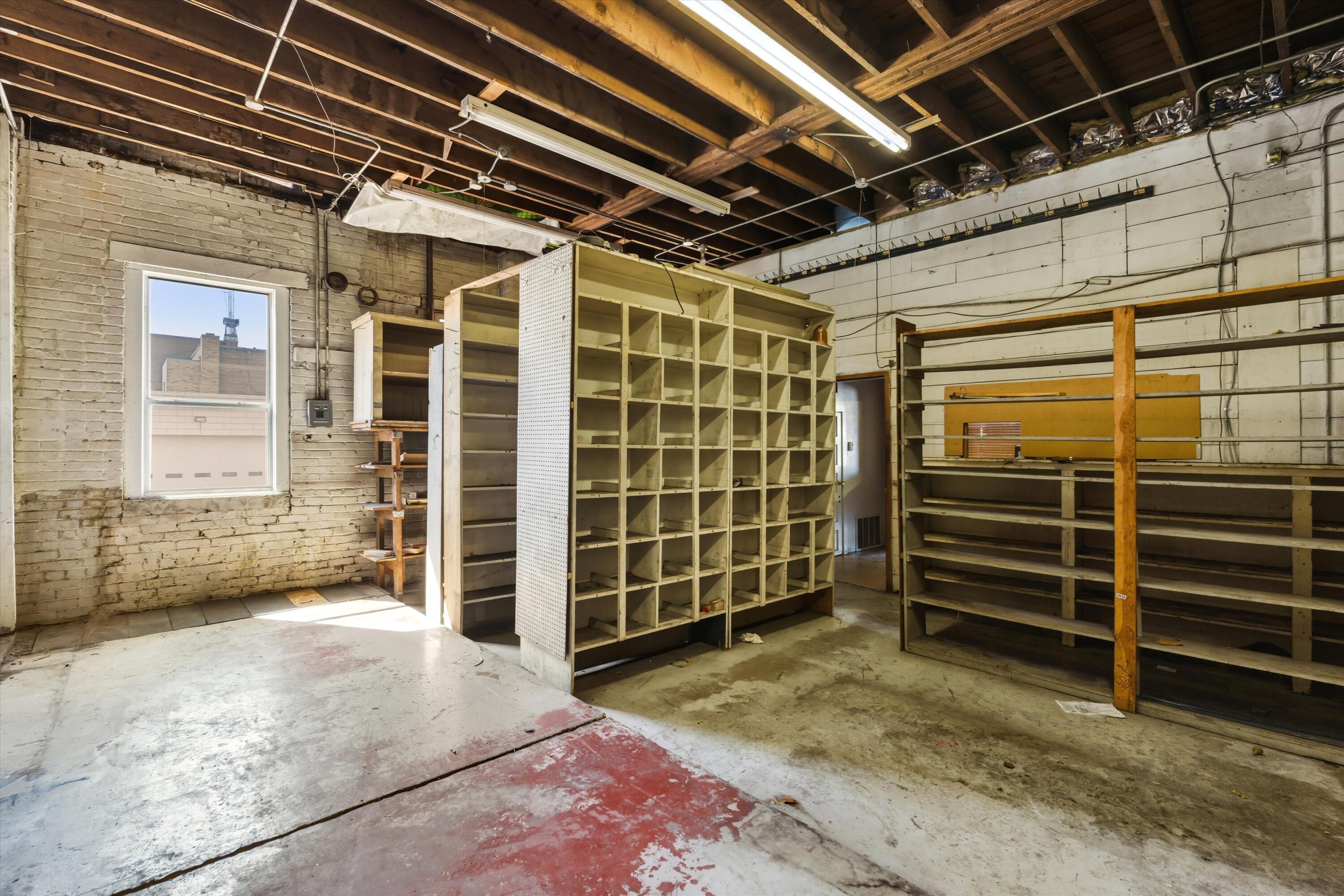 Photo 3 — 201 N 2ND Street