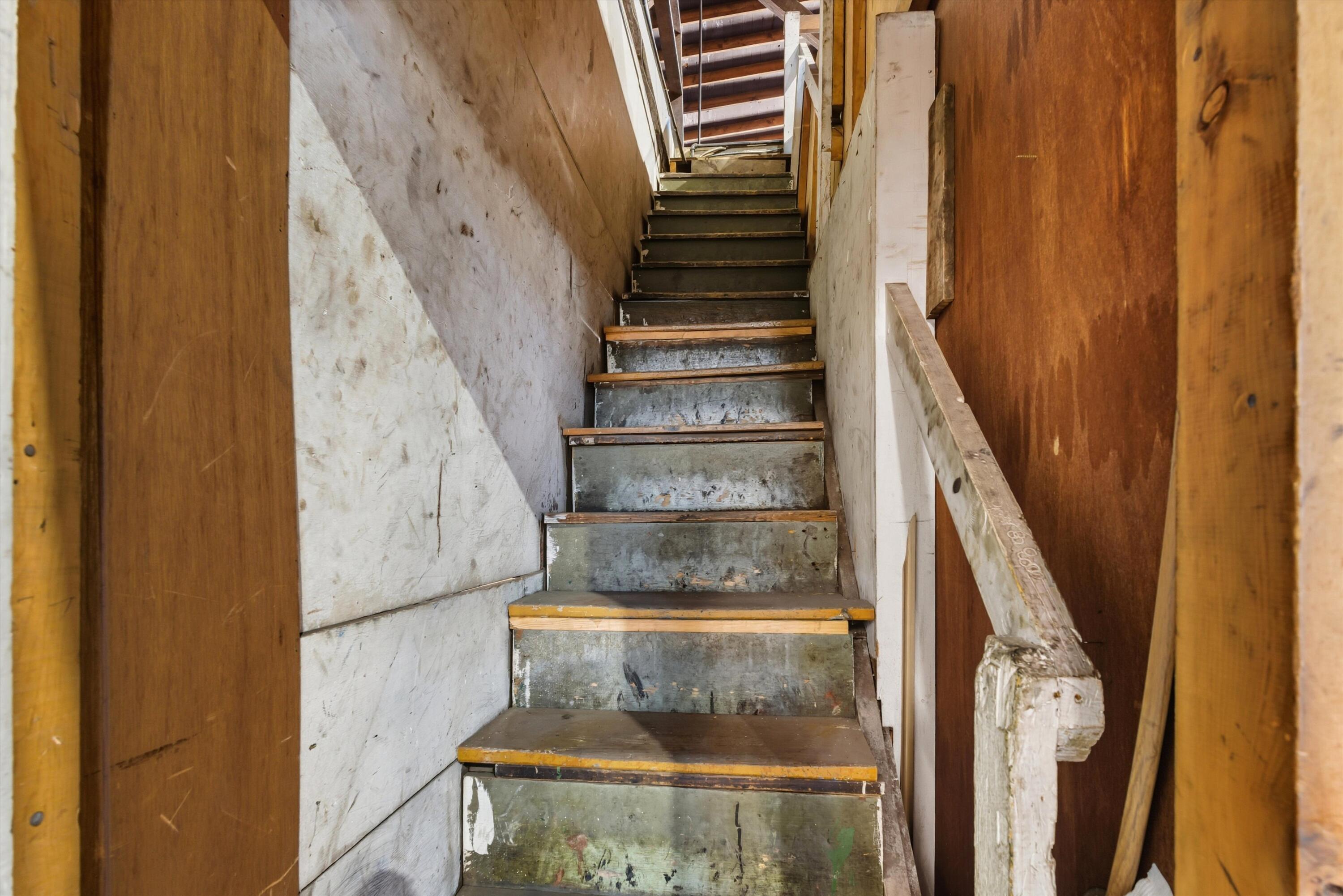Photo 10 — 201 N 2ND Street