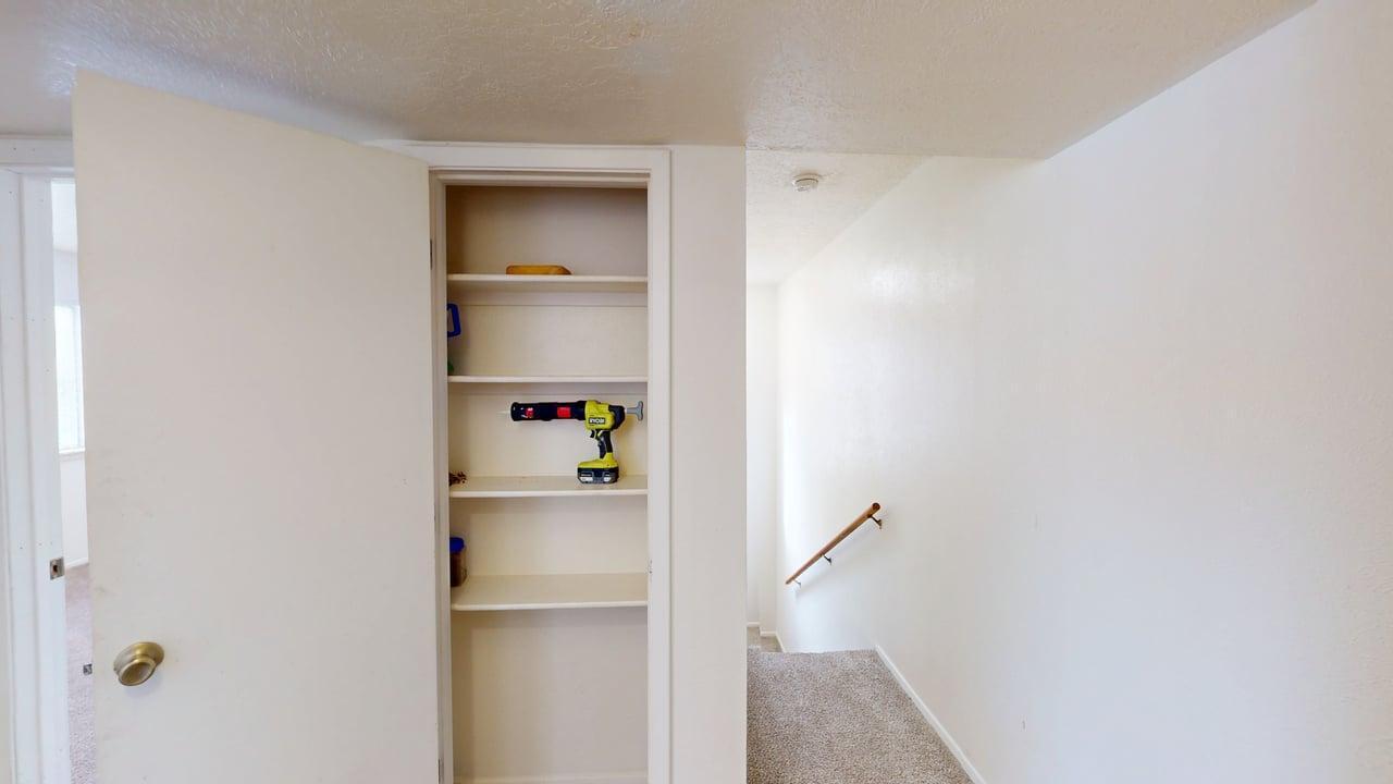 Photo 13 — 3601 Wellesley Drive NE