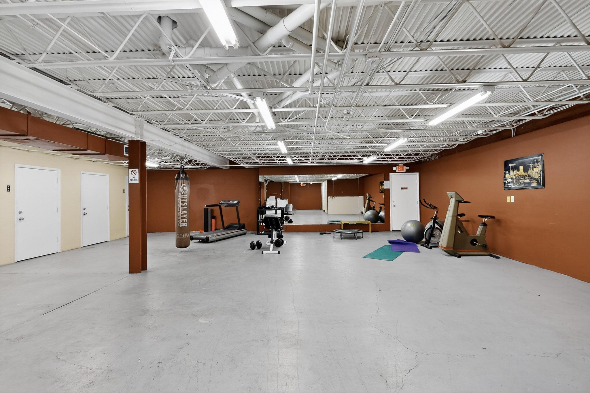 Photo 12 — 351 Washington Street SE 205