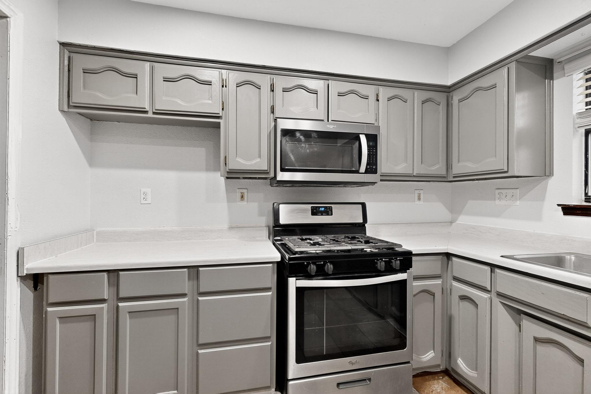 Photo 20 — 220 Shawnee Court SE