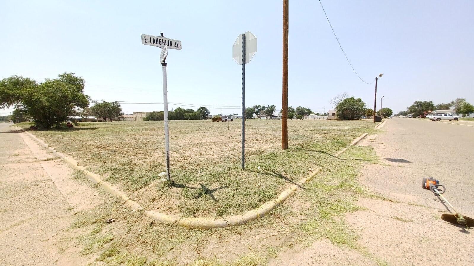 924 E LAUGHLIN Avenue, Tucumcari, NM 88401