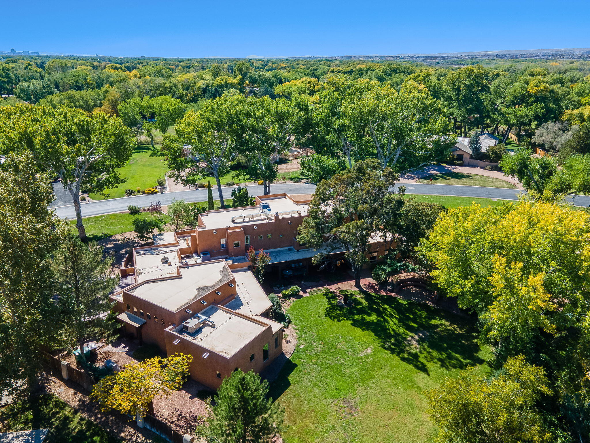 Photo 20 — 1623 Francisca Road NW