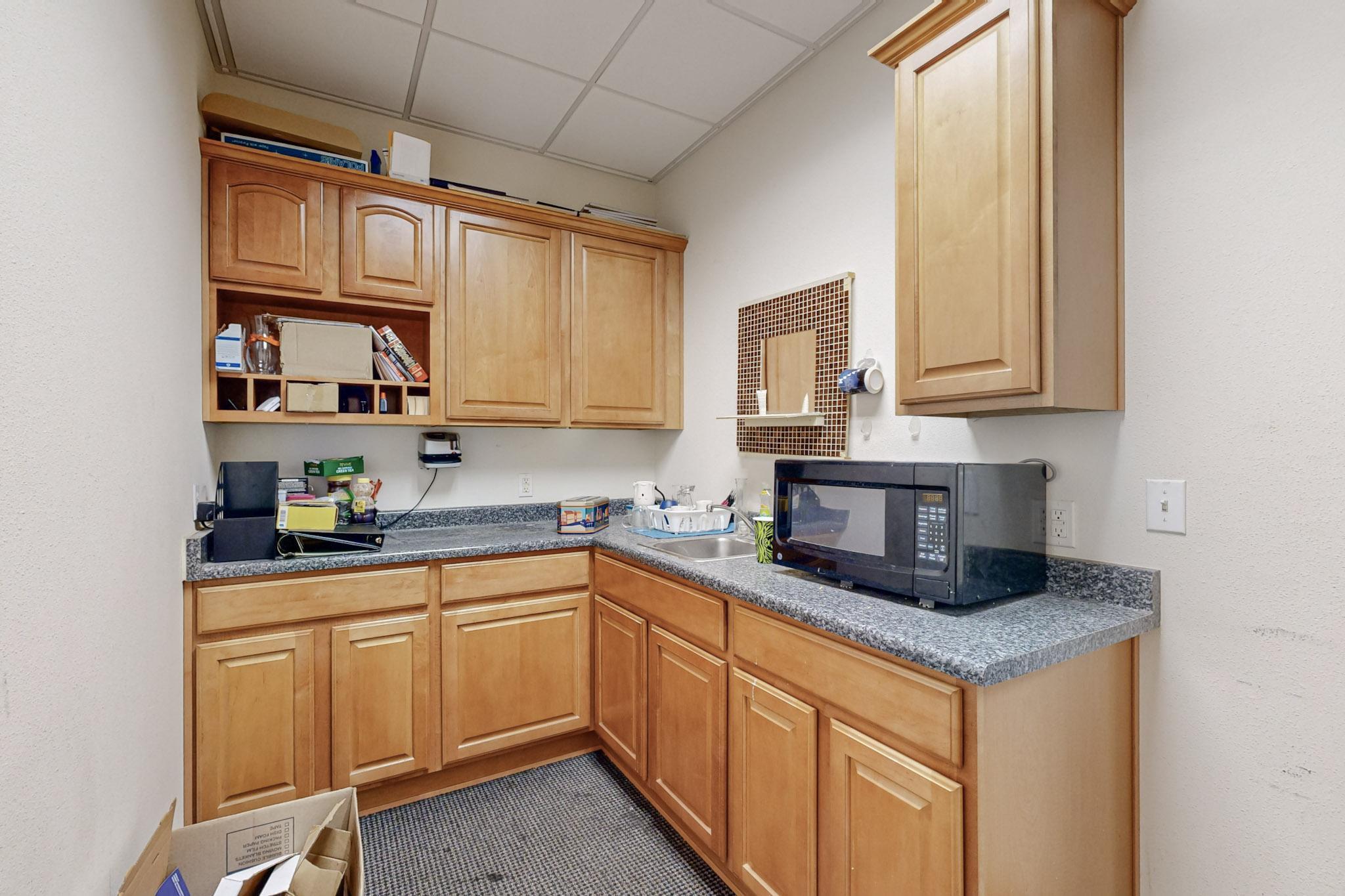 Photo 20 — 1121 4TH Street NW 1-A