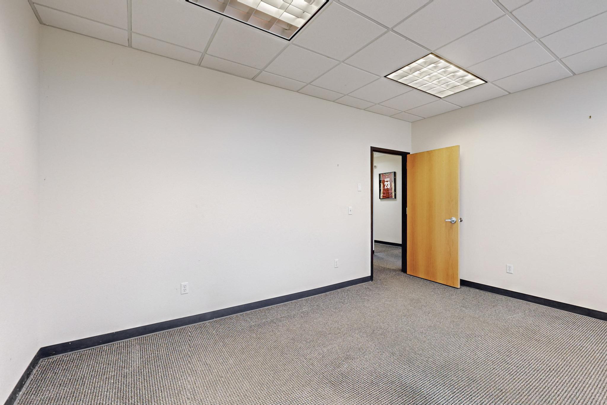 Photo 6 — 1121 4TH Street NW 1-A