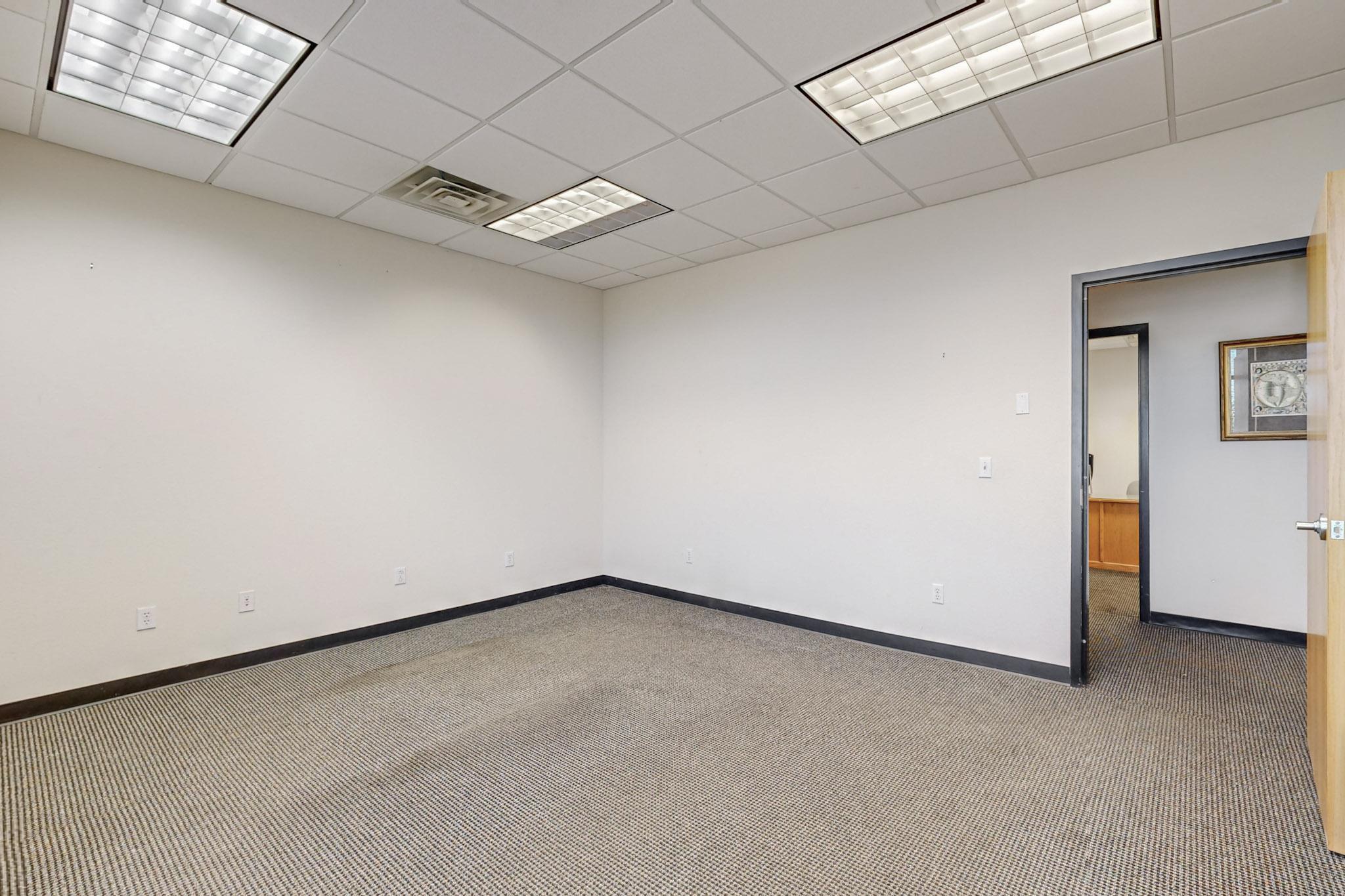 Photo 7 — 1121 4TH Street NW 1-A