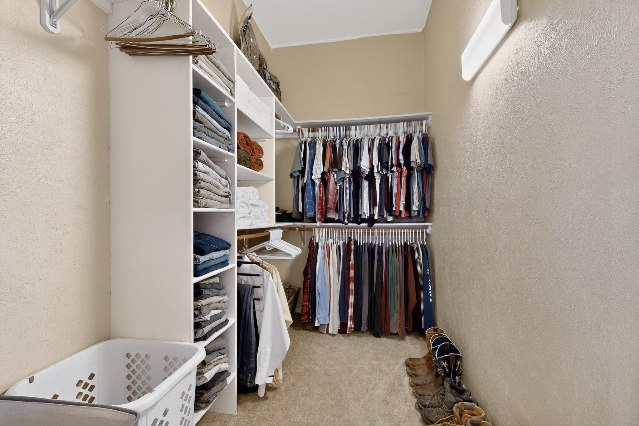 Photo 9 — 609 Wanda Street SW