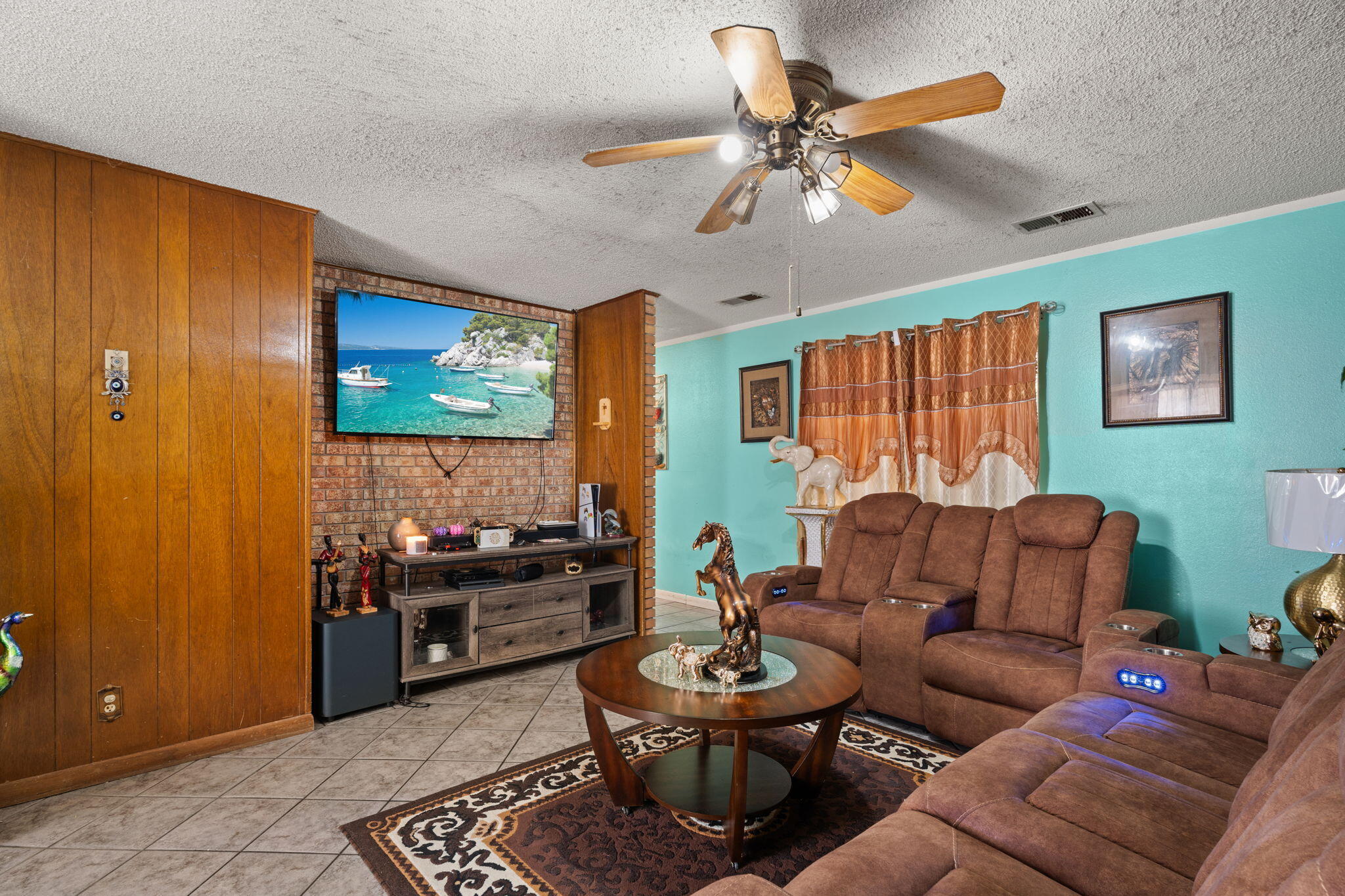 Photo 5 — 817 Oreja De Oro Drive SE