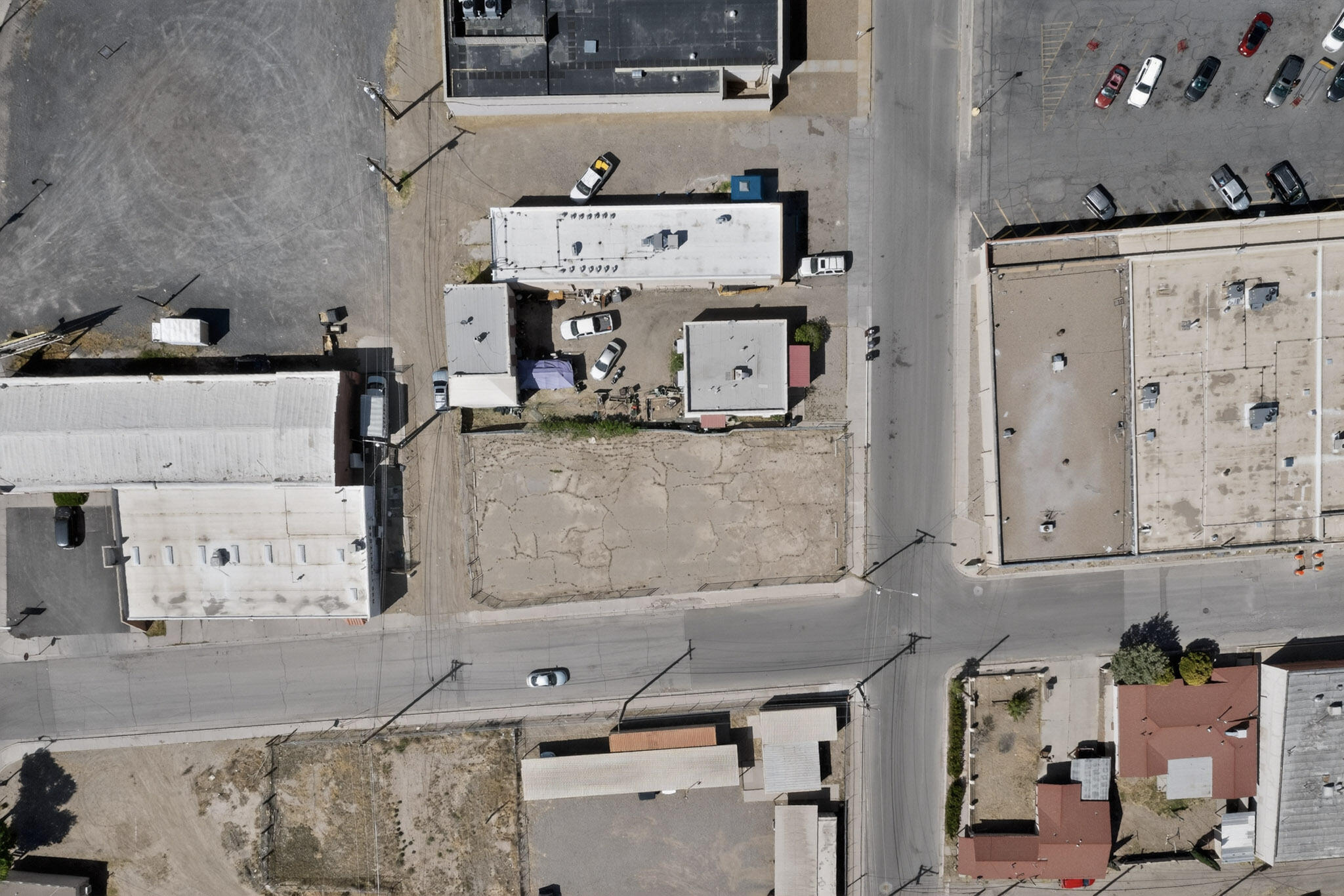 Photo 4 —  Goebel Avenue