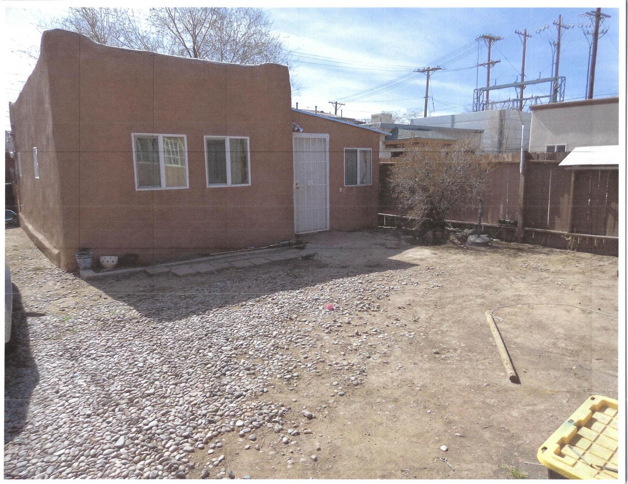 Photo 12 — 810 Roma Avenue NW