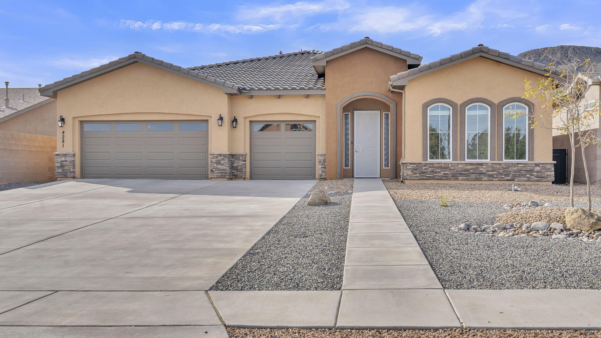 4281 RED RIVER Road SW