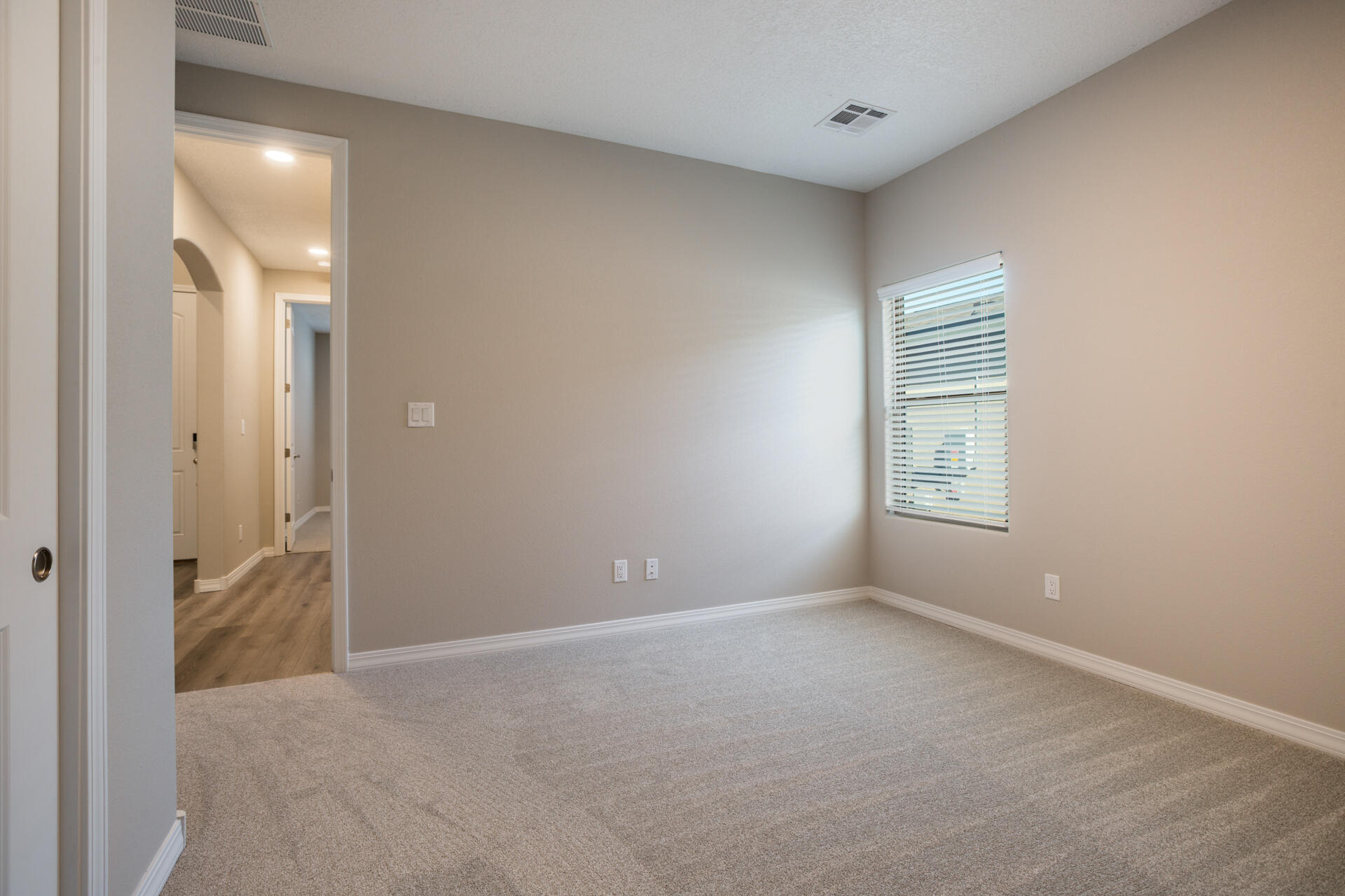 Photo 5 — 4805 Guadalupe Peak Street SW