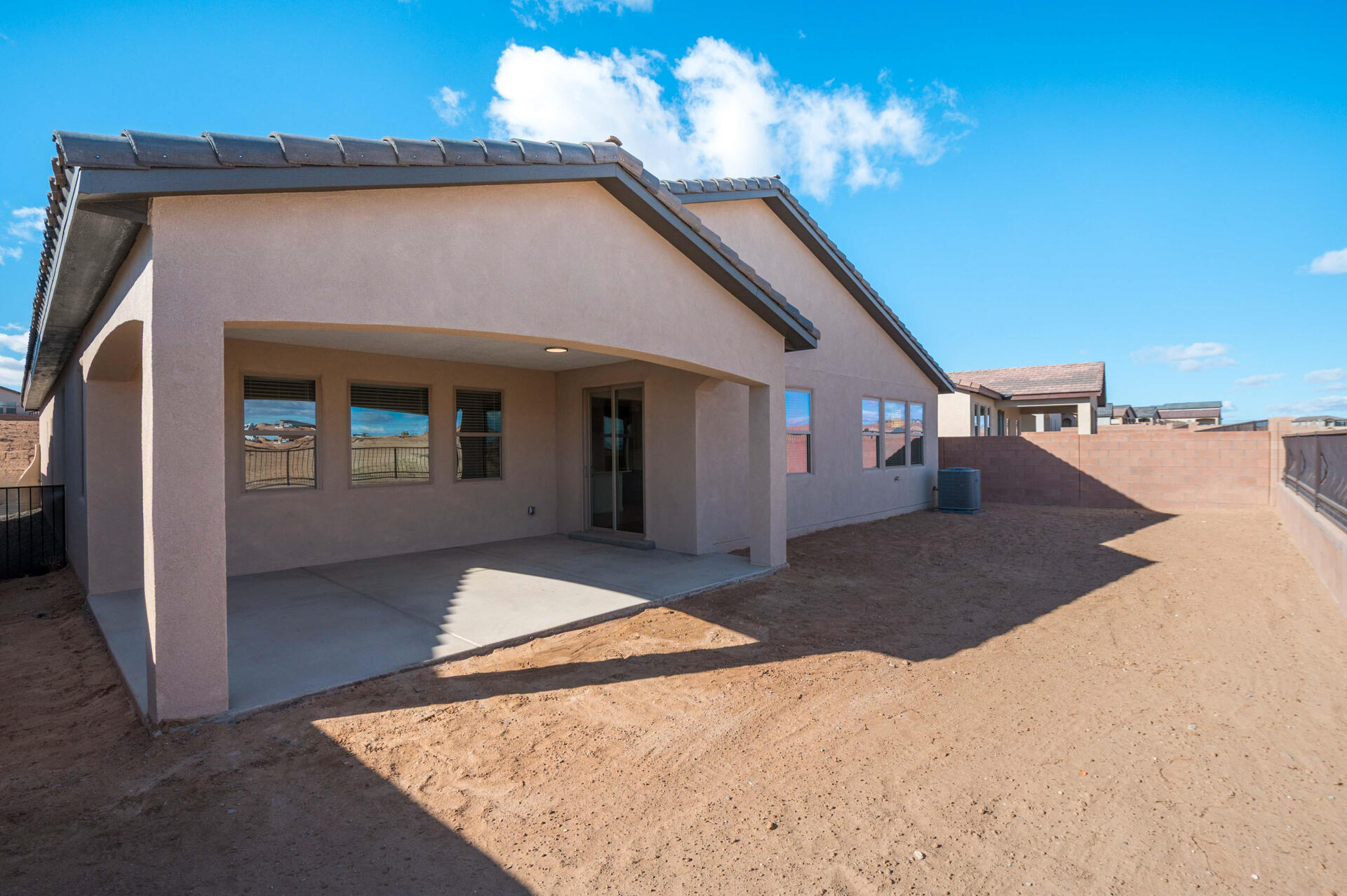 Photo 3 — 1532 Valle De Colores Road NW