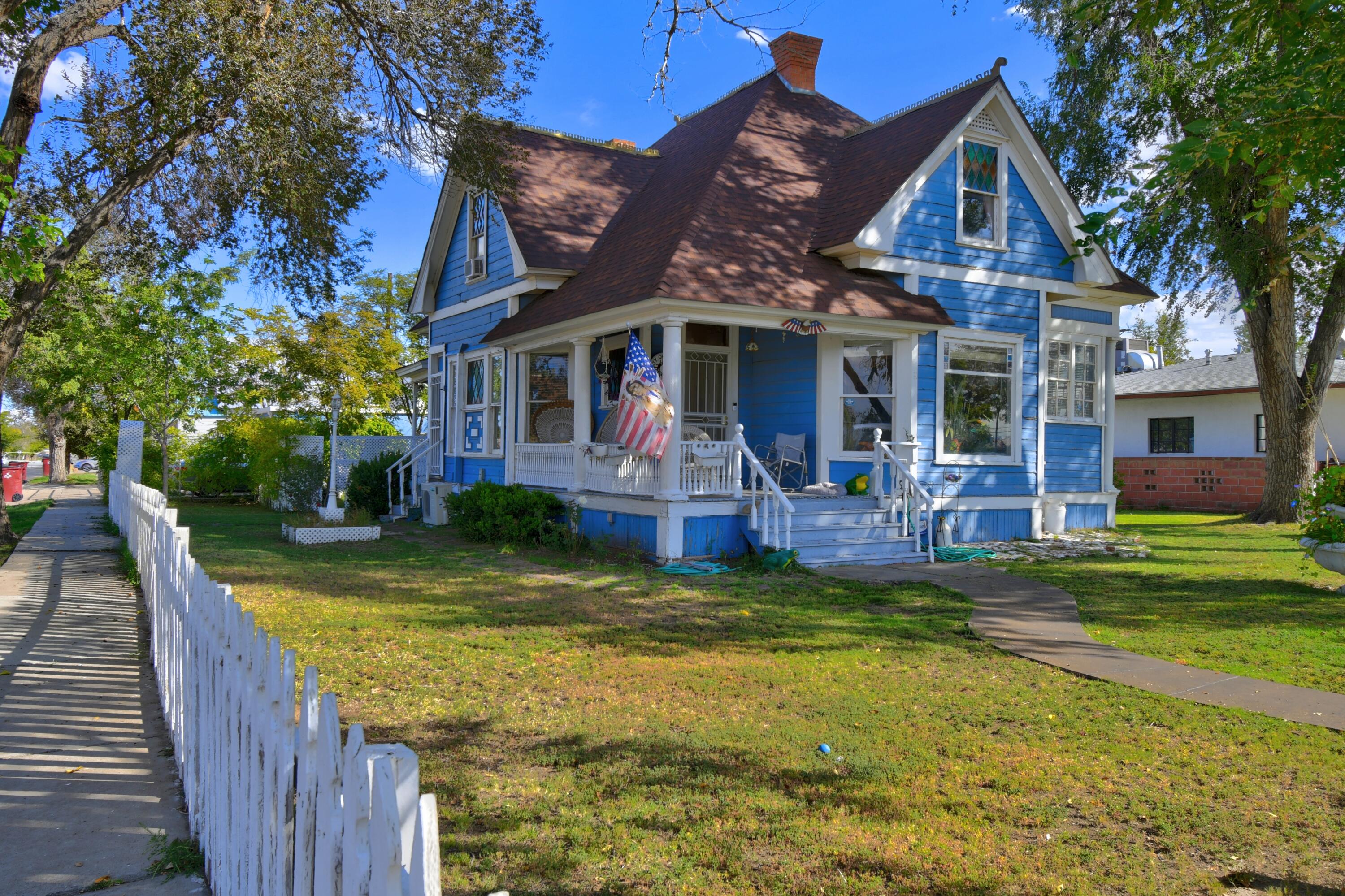 Photo 20 — 422 Dalies Avenue