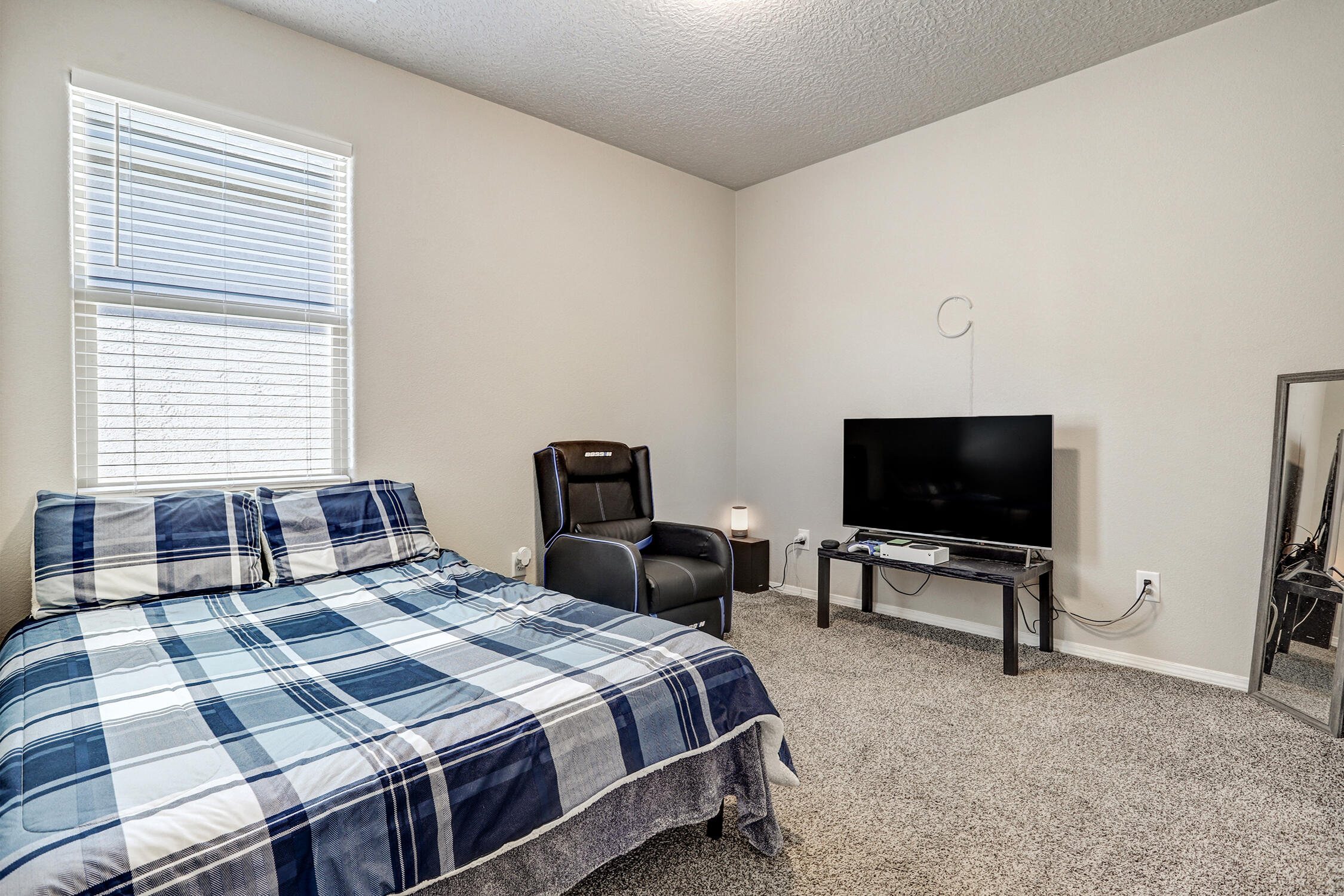 Photo 18 — 10737 Sabino Loop SW