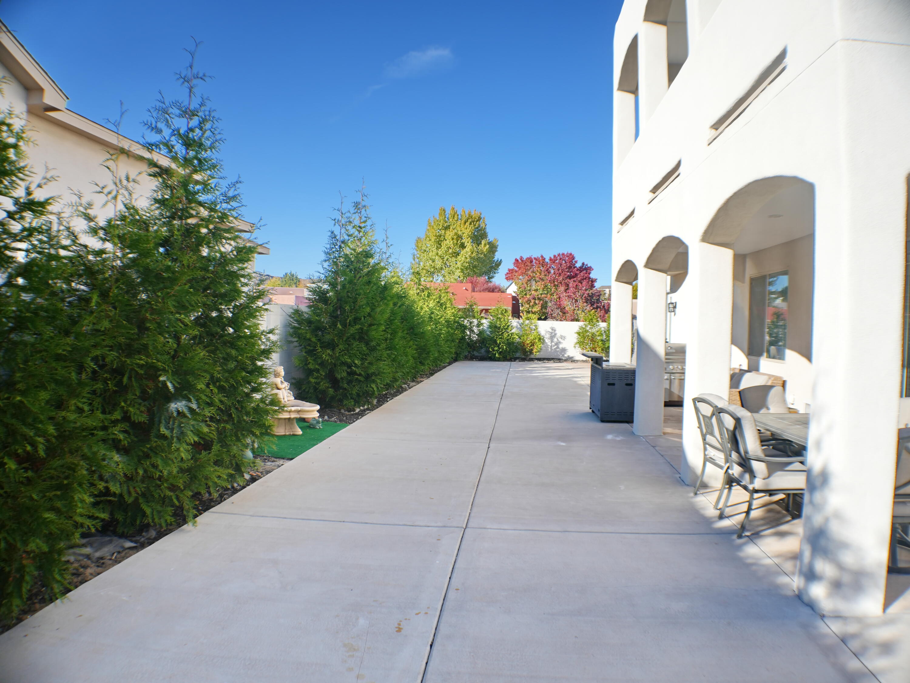 Photo 10 — 6427 POJOAQUE Drive NW