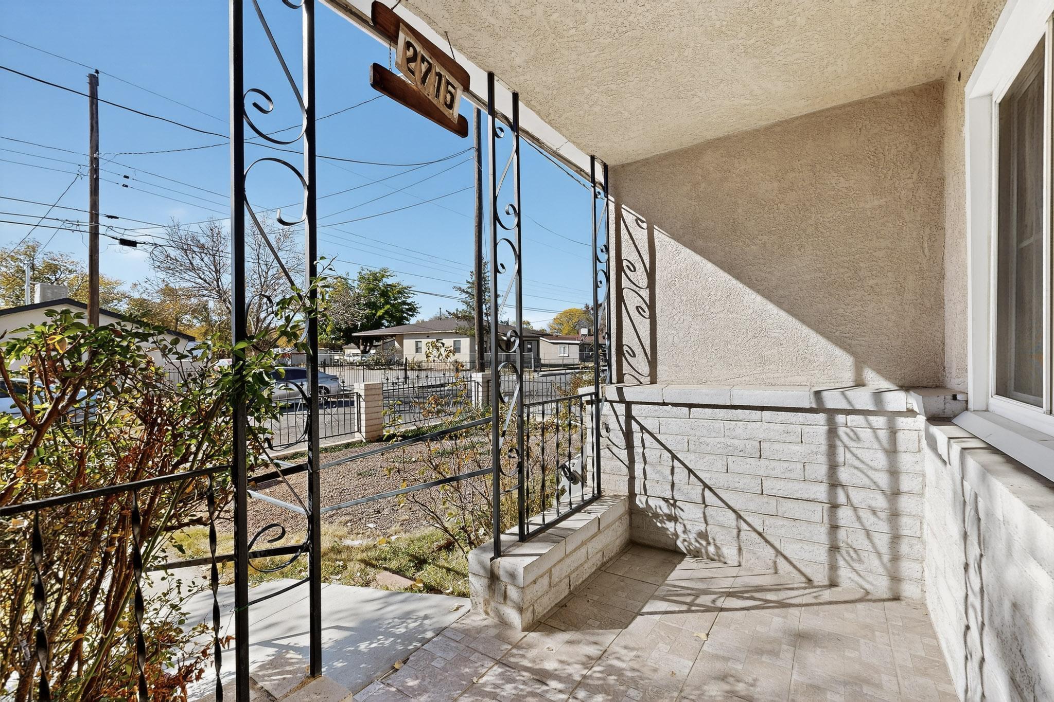 Photo 19 — 2715 Floral Road NW