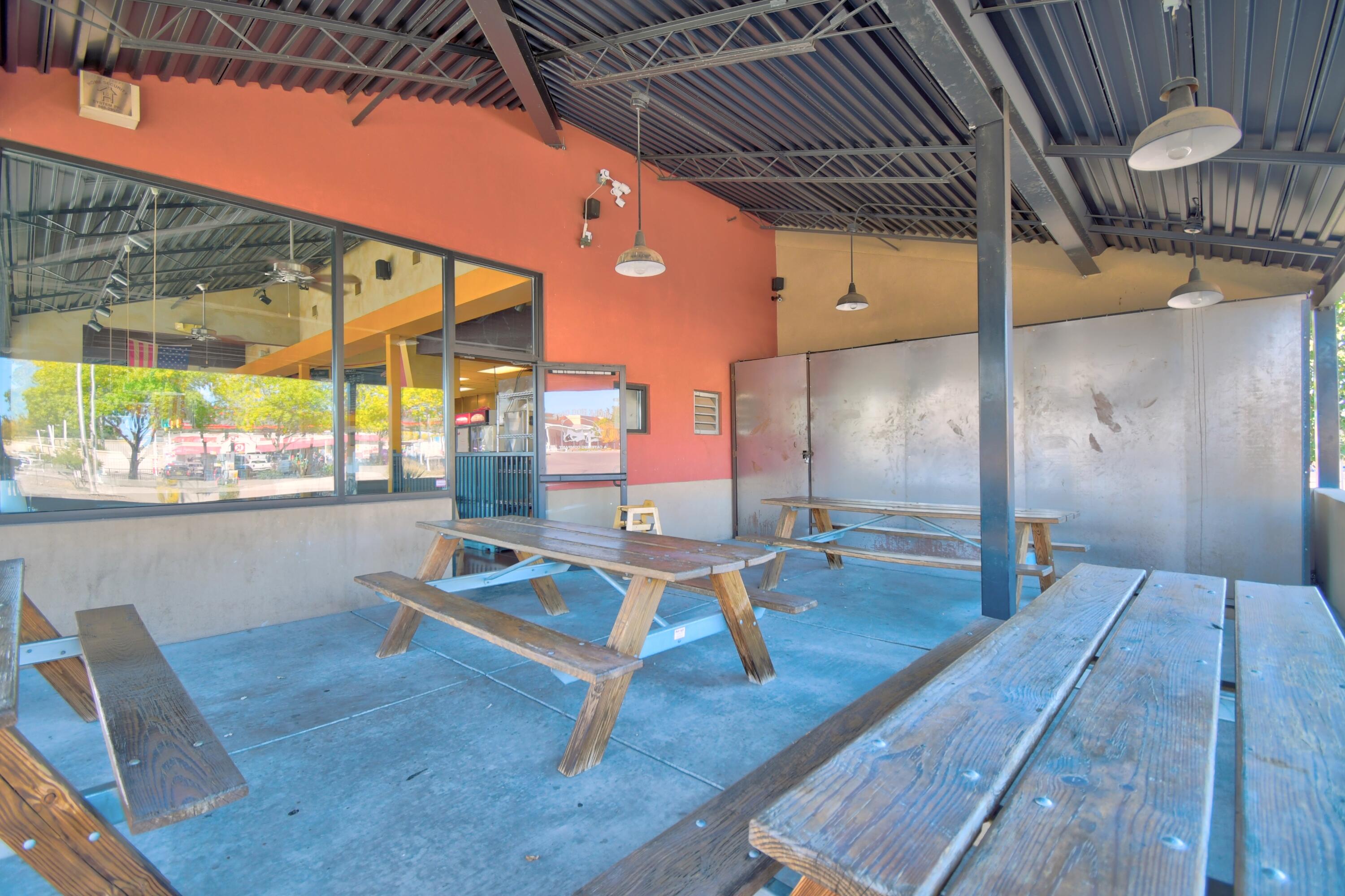 Photo 7 — 9880 Montgomery Boulevard NE