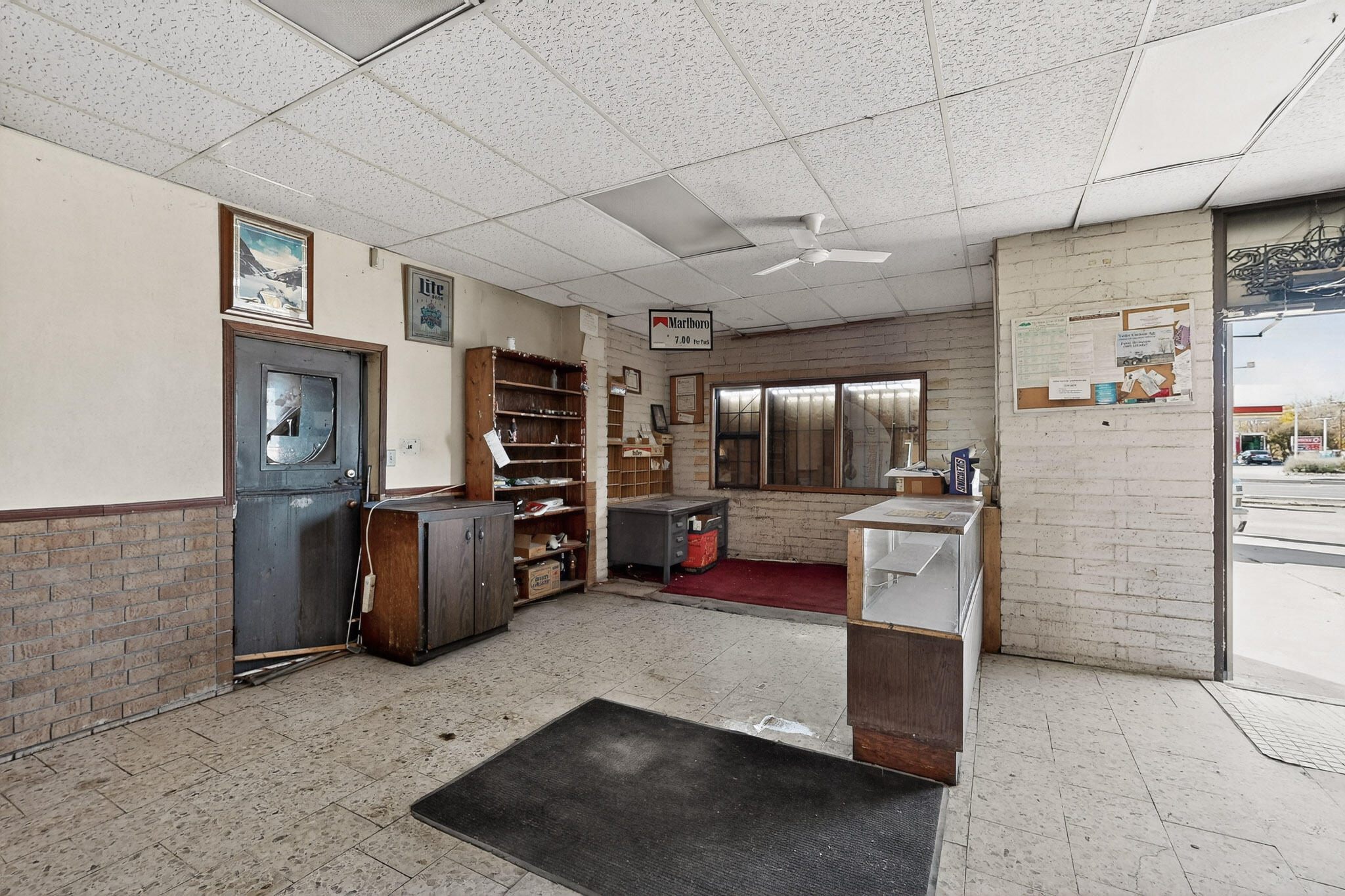Photo 11 — 600 E Reinken Avenue