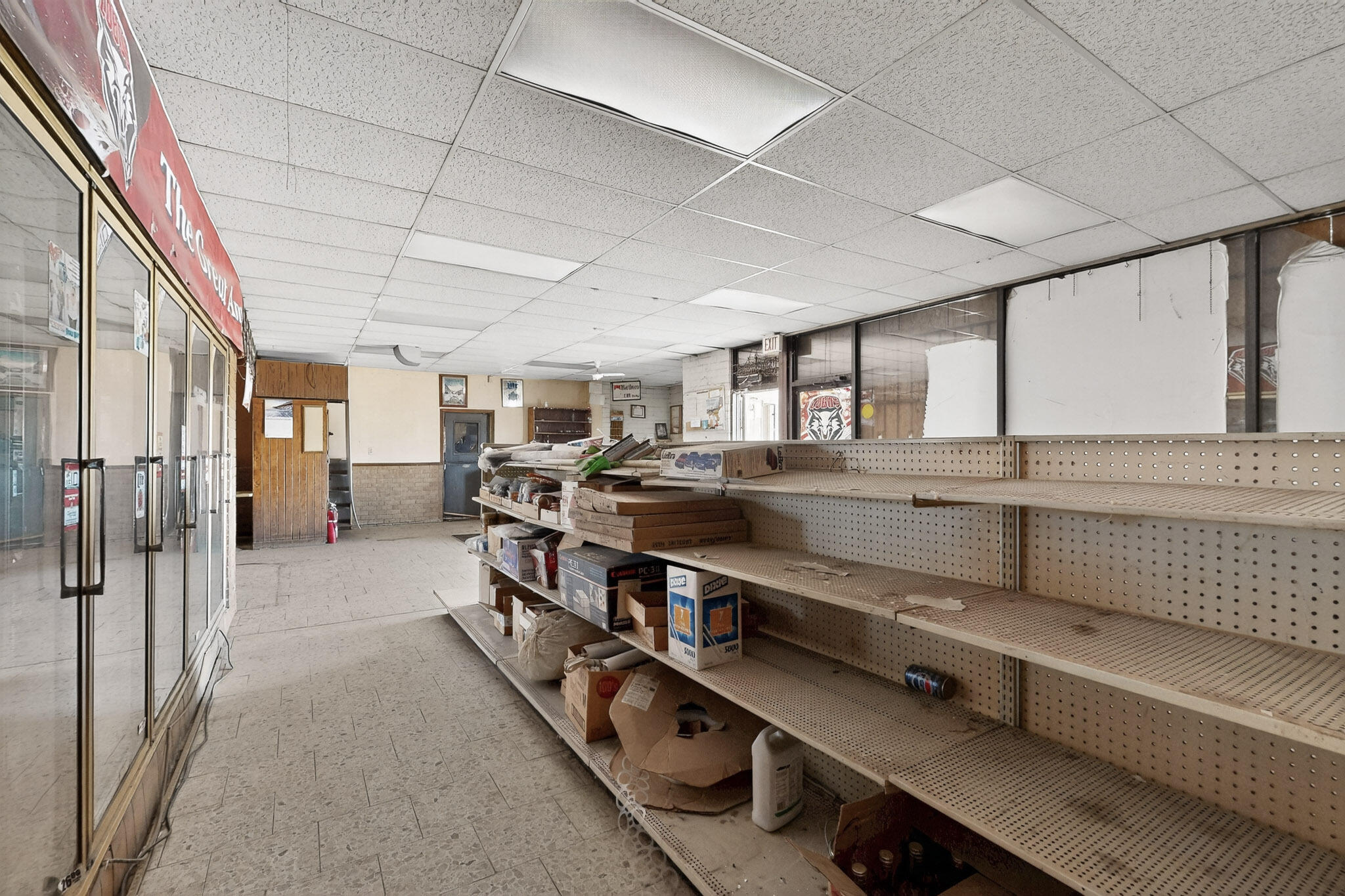 Photo 15 — 600 E Reinken Avenue