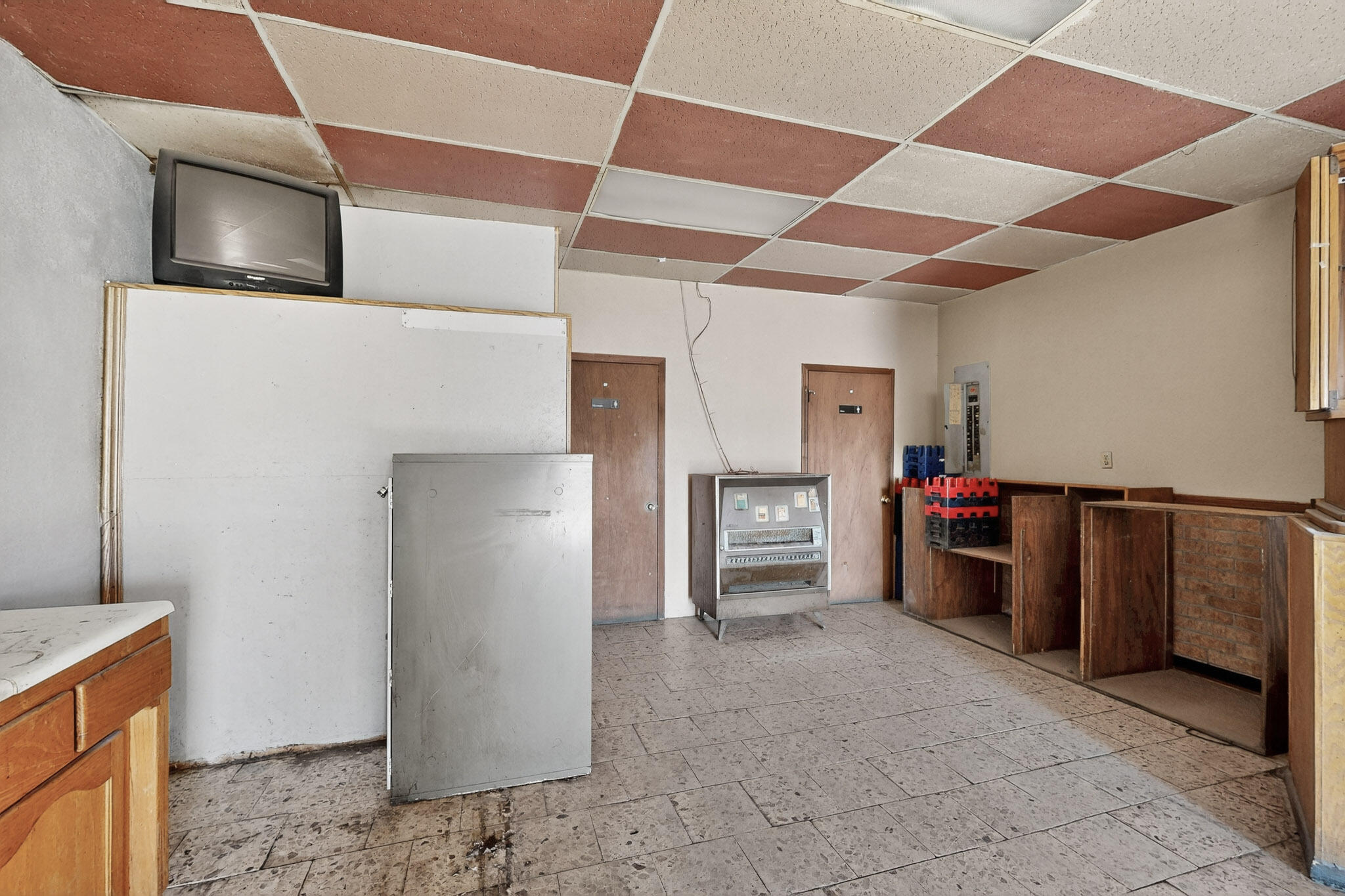 Photo 20 — 600 E Reinken Avenue