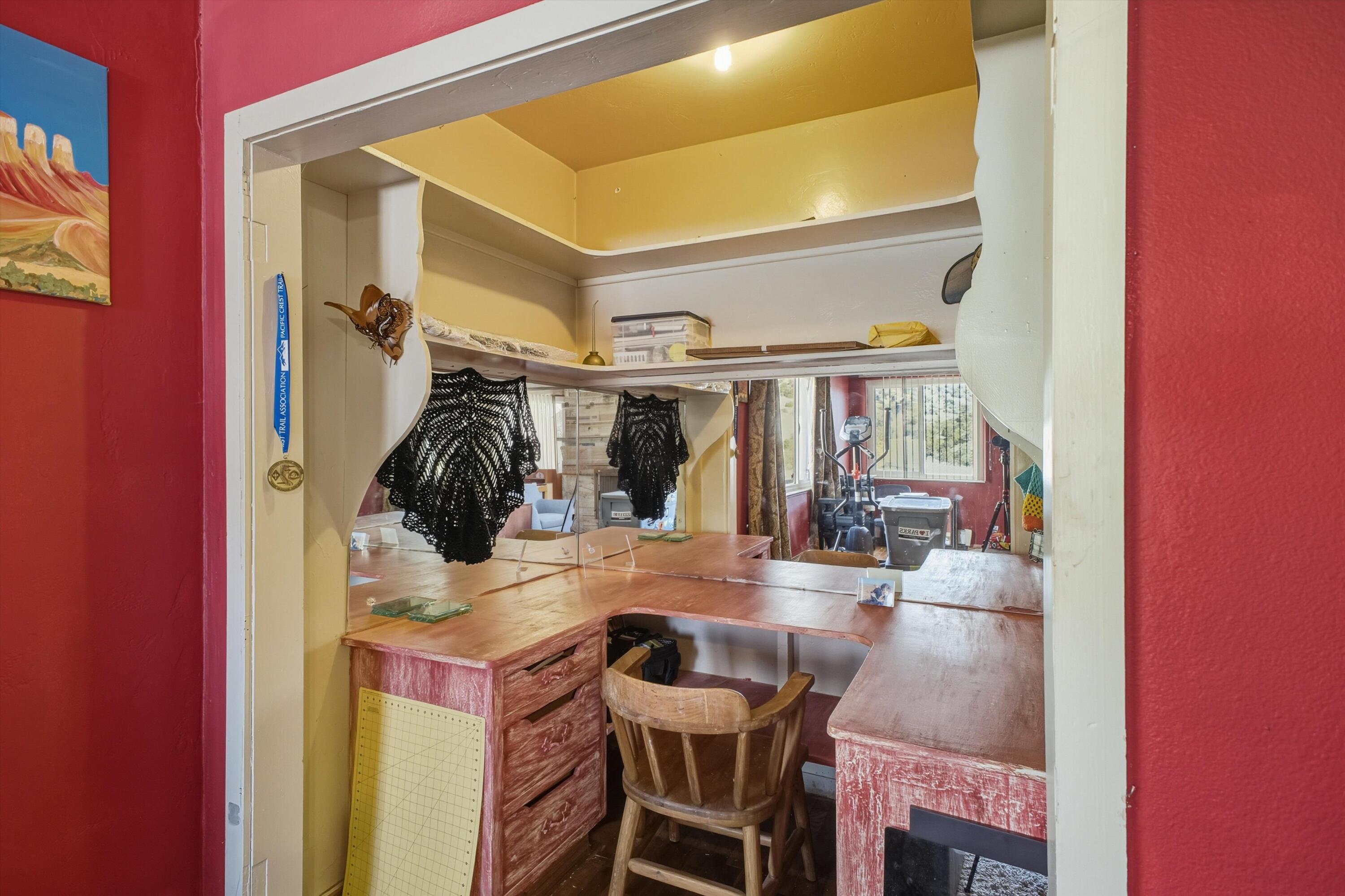 Photo 6 — 24 Matisse Road NE