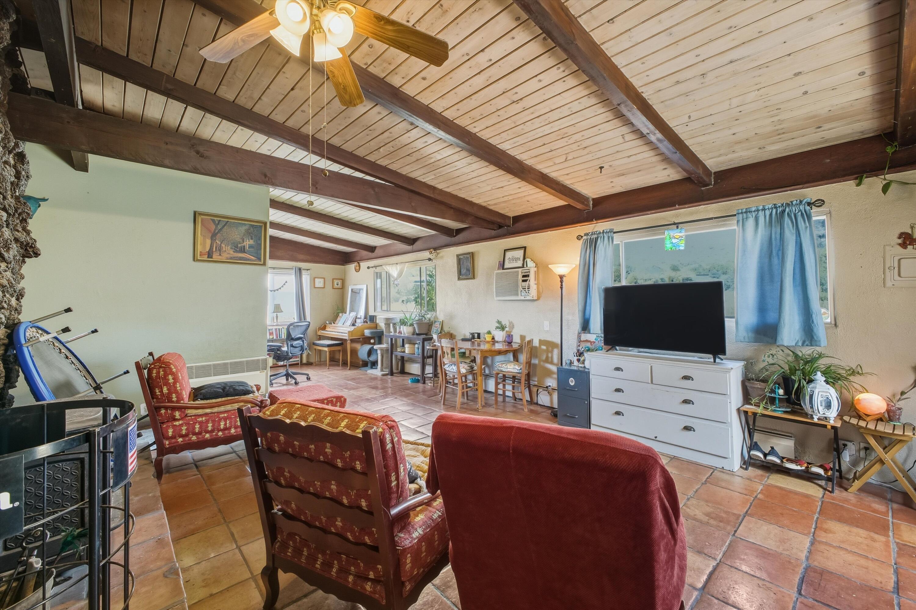 Photo 17 — 24 Matisse Road NE