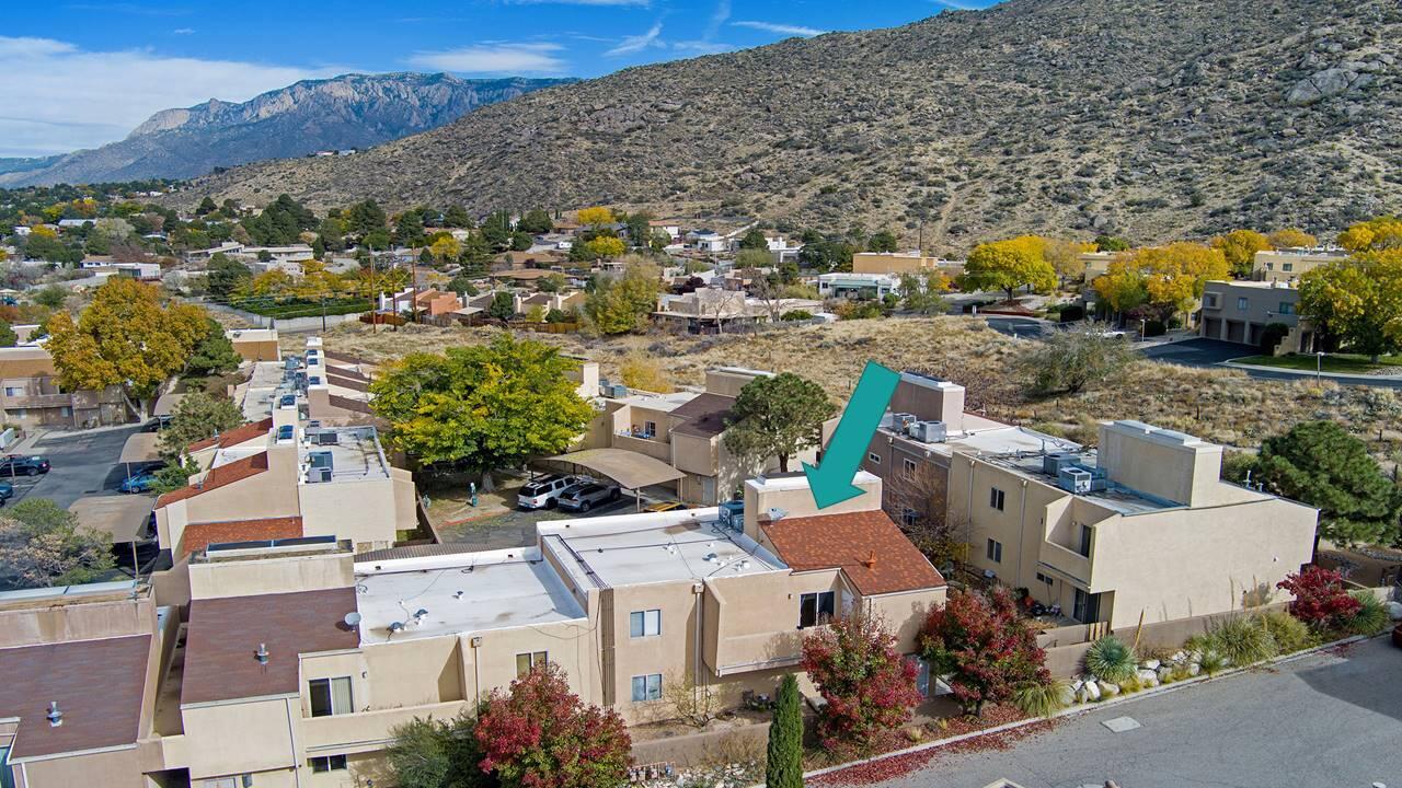 13246 Candelaria Road NE