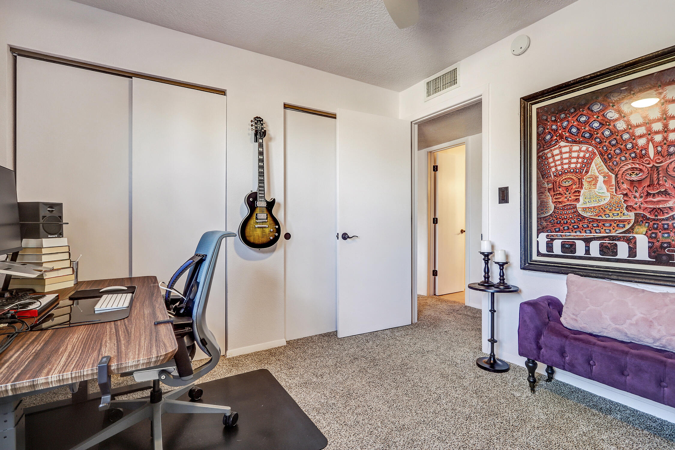 Photo 18 — 13246 Candelaria Road NE
